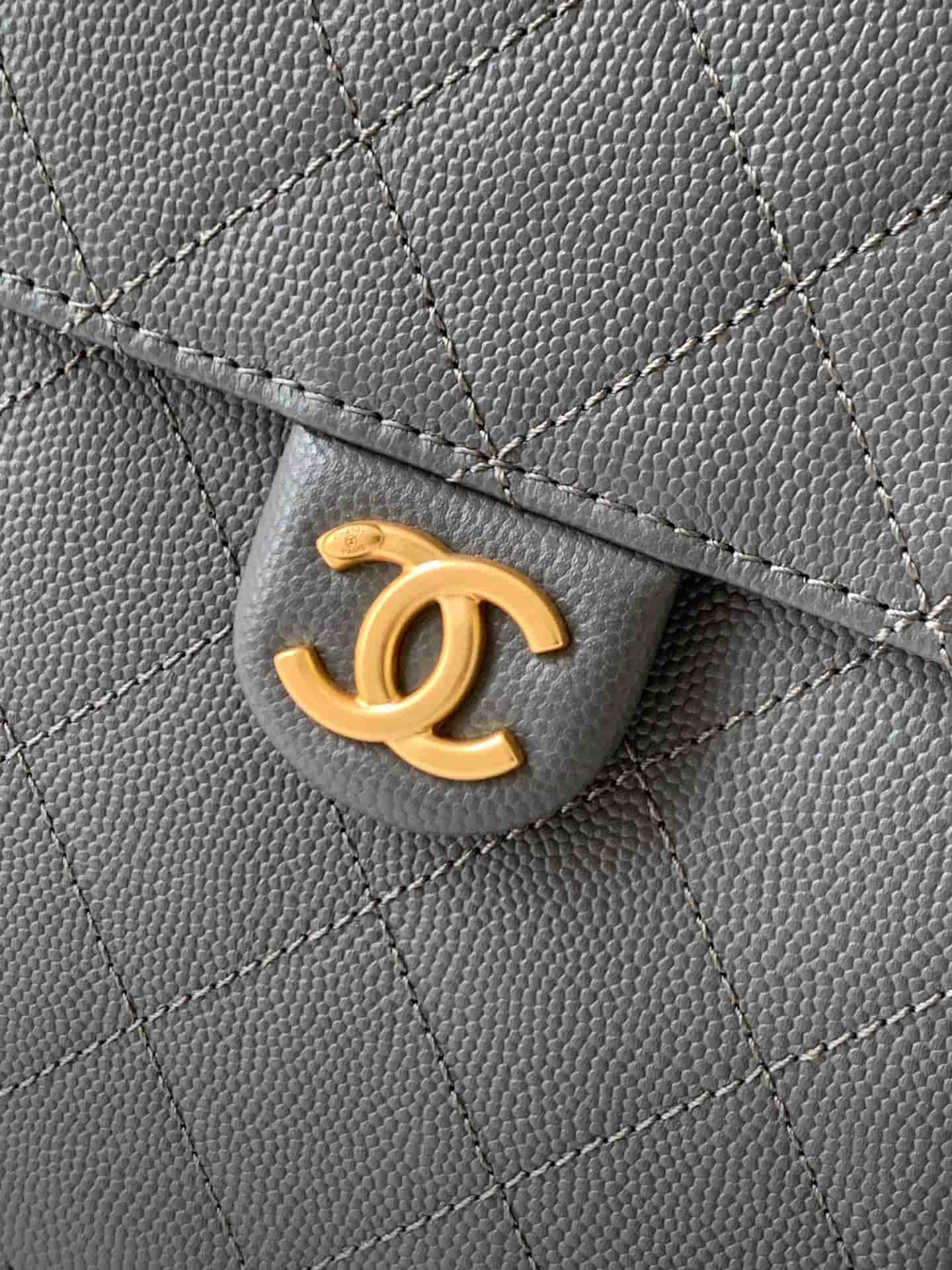 Chanel 25 Medium Hobo Medium handbag AS5311 Grained Calfskin & Gold-tone Metal Drak grey A