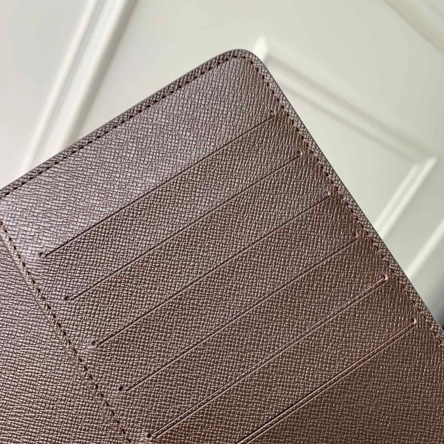 Louis Vuitton Desk Agenda Cover Damier canvas, cross grain leather lining R21065 High