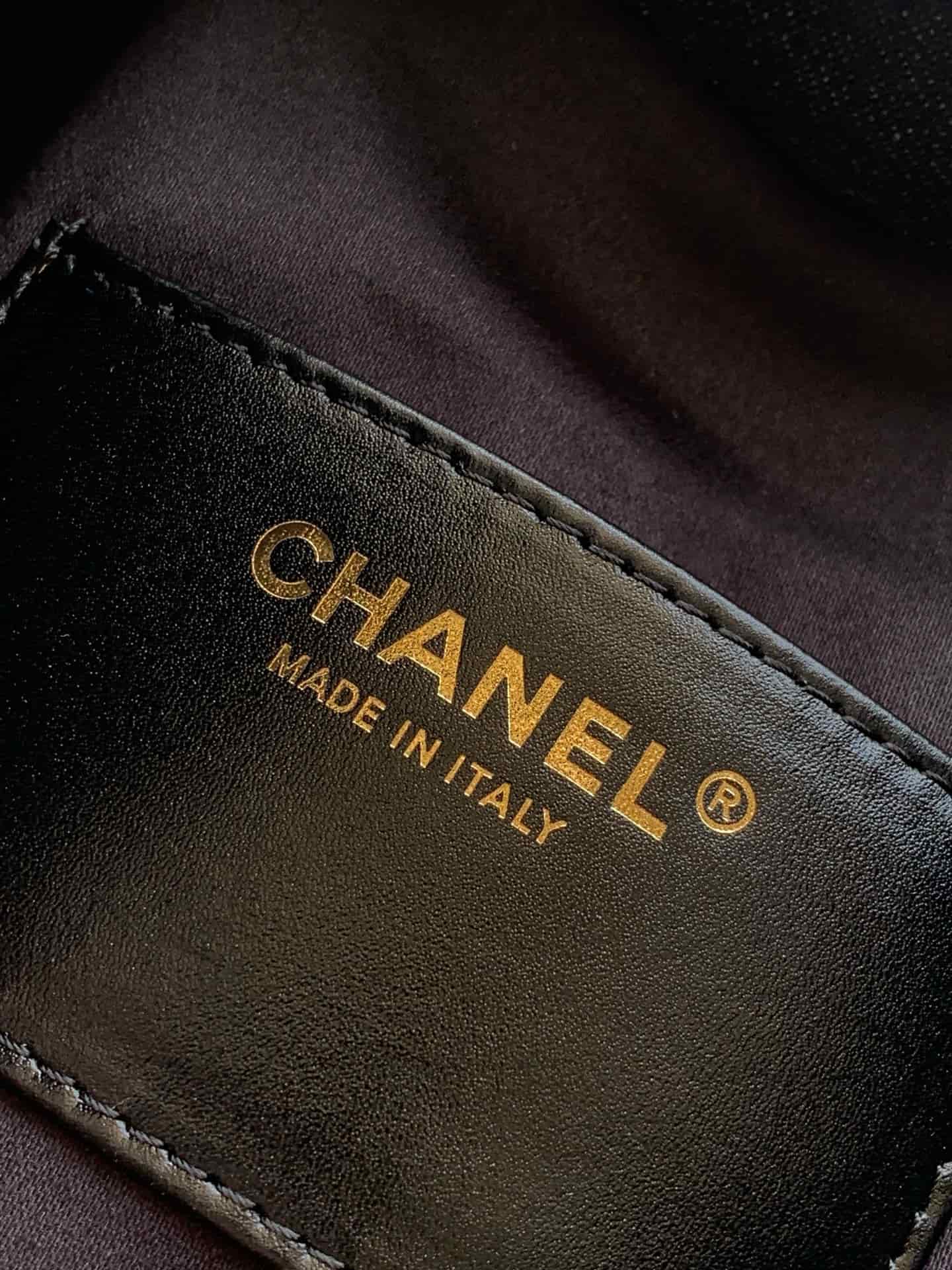 Chanel 25 Small Hobo handbag AS5293 Denim&Gold-tone metal Drak Blue A