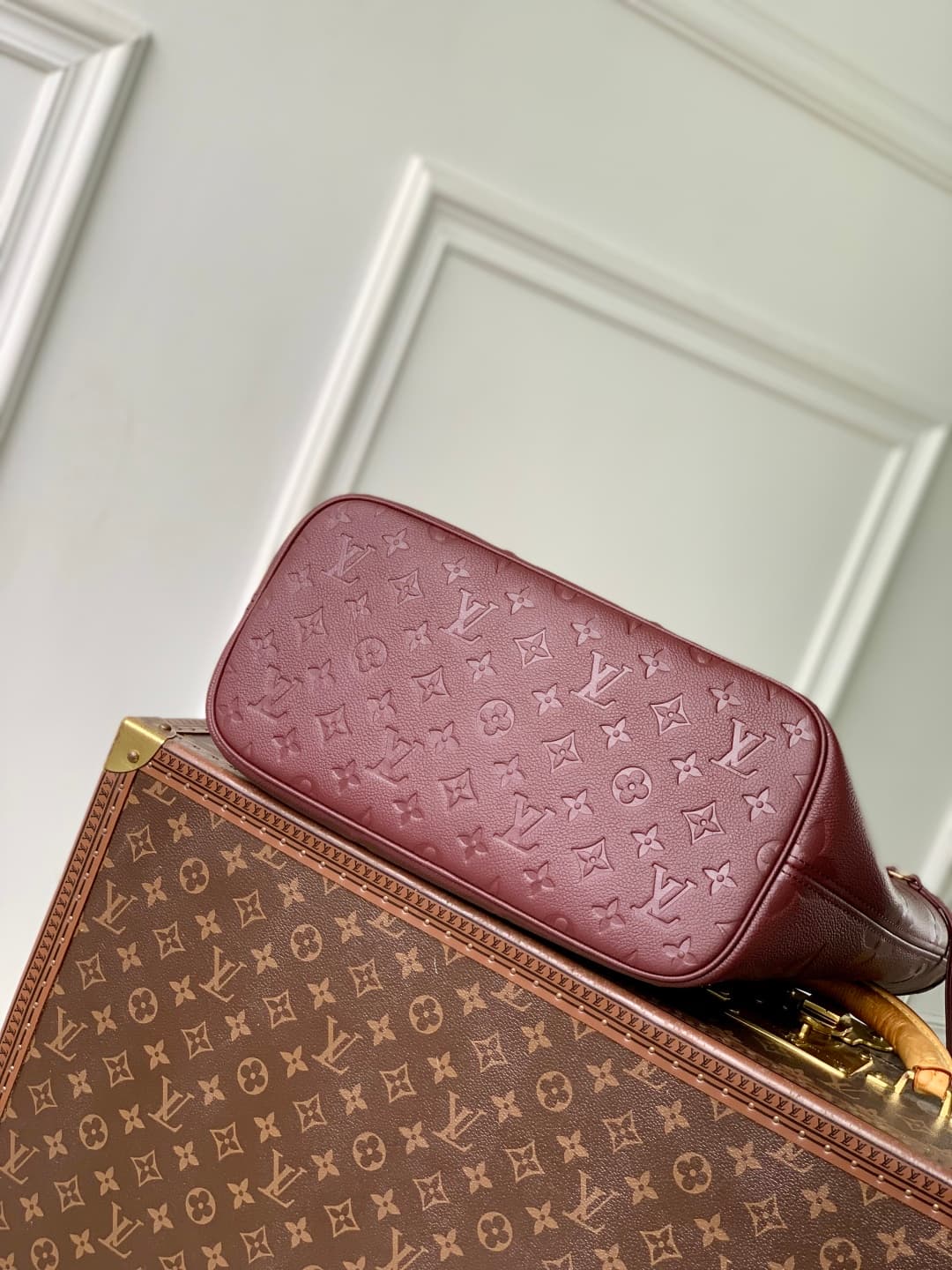 Louis Vuitton Neverfull MM Embossed grained cowhide leather M25855 Grenat High