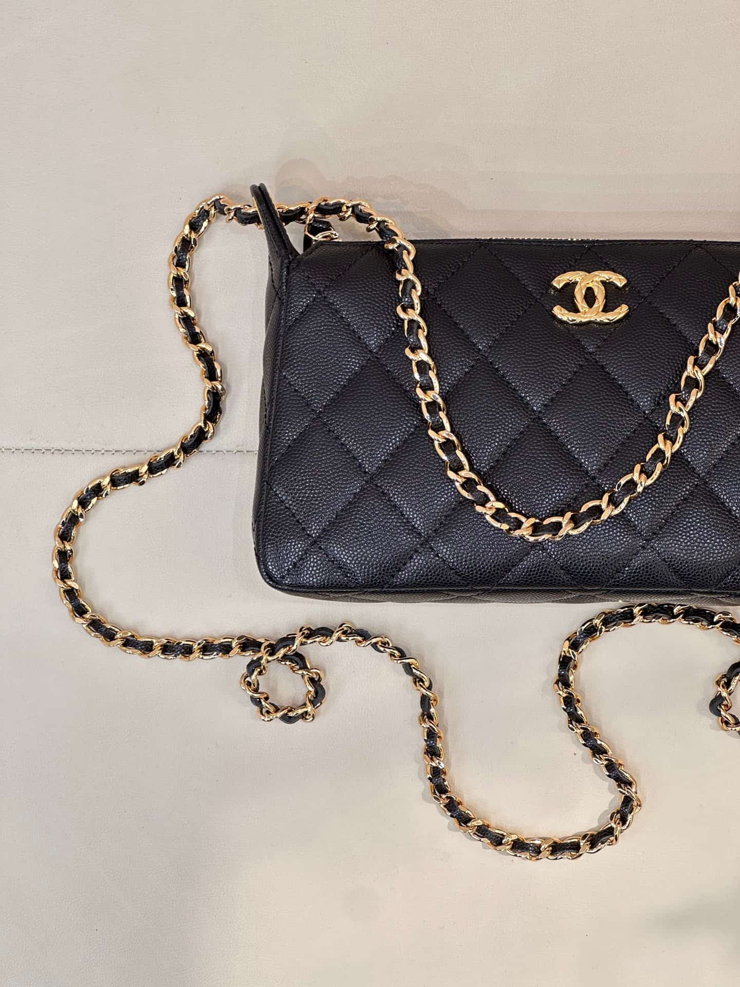 Chanel Hobo Bag Grained Calfskin & Gold-tone Metal Black AP5023 TOP