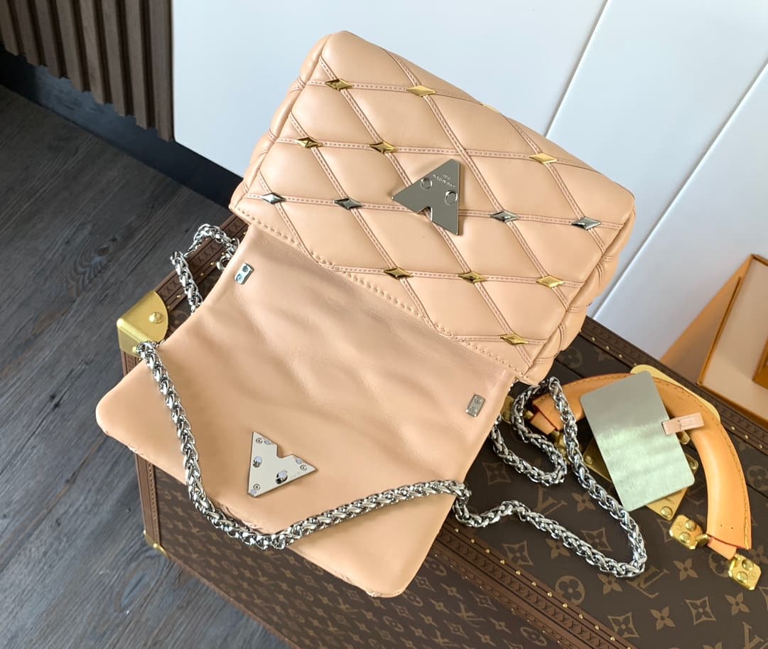 Louis Vuitton GO-14 MM M24151 High