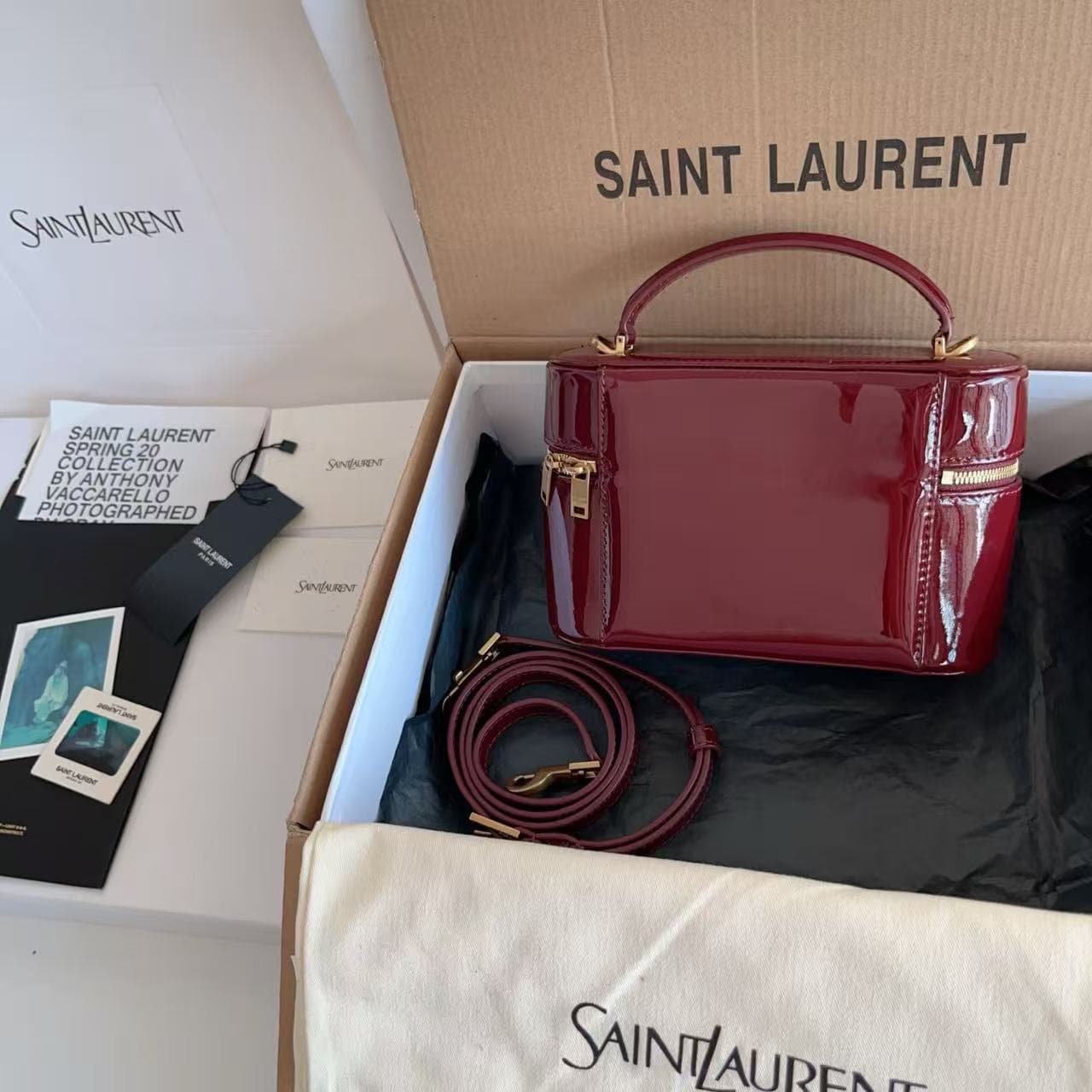 GABY vanity bag in patent leather Claret High