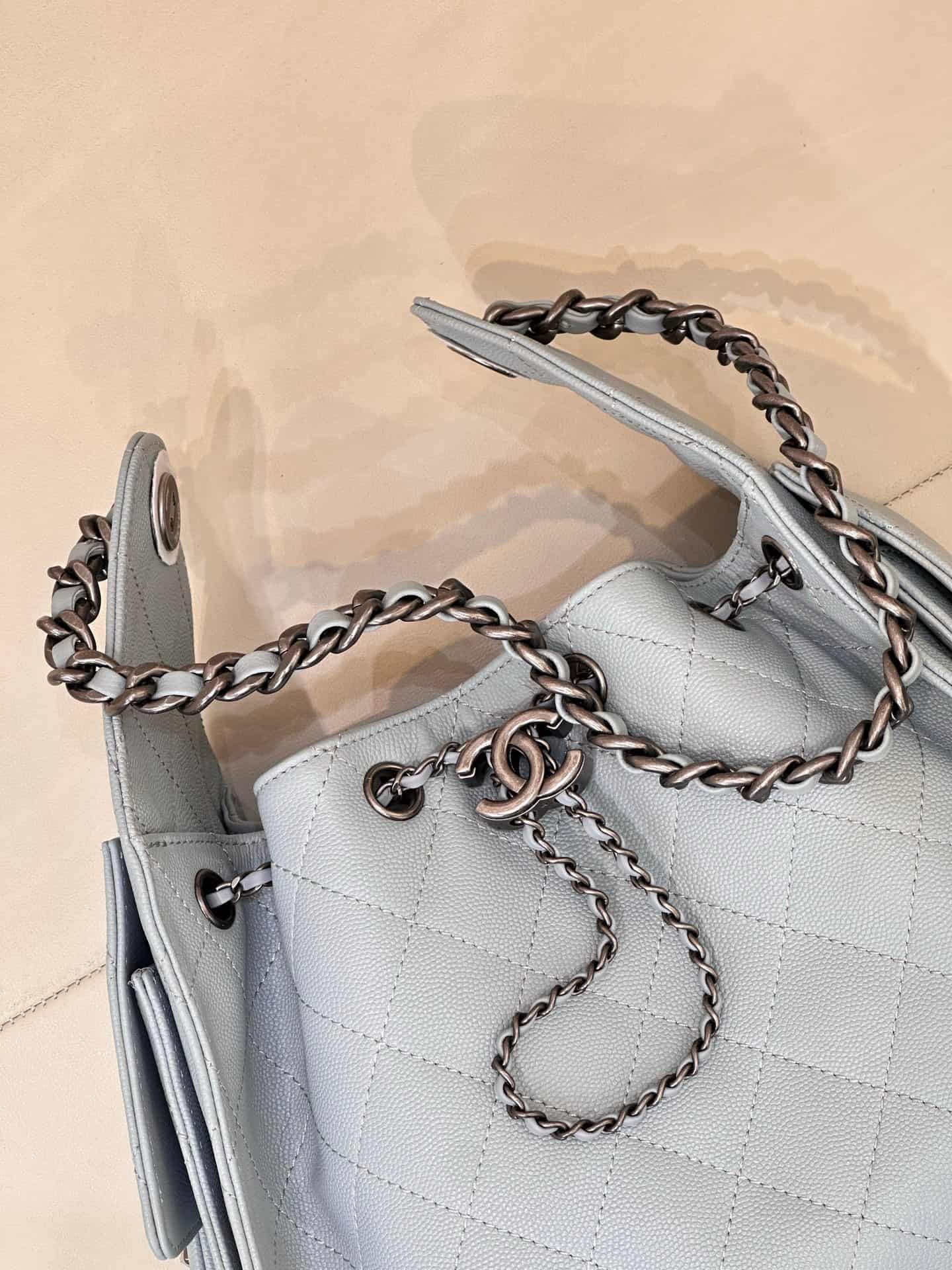 Chanel 25 Small Hobo handbag AS5293 Grained Calfskin & Antiqued Silver Metal Grey TOP