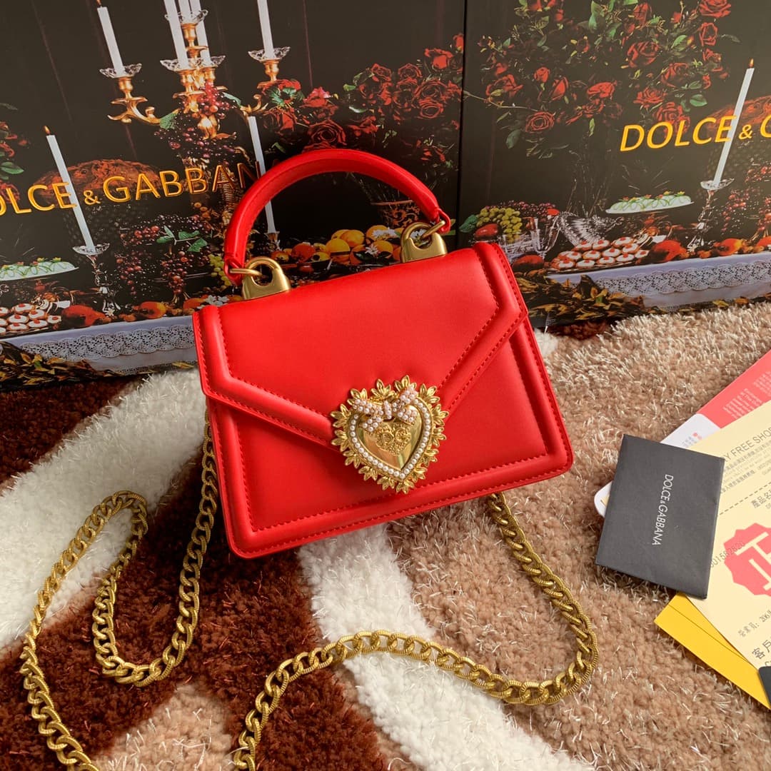 Dolce & Gabbana Small Devotion bag in smooth calfskin in Red High