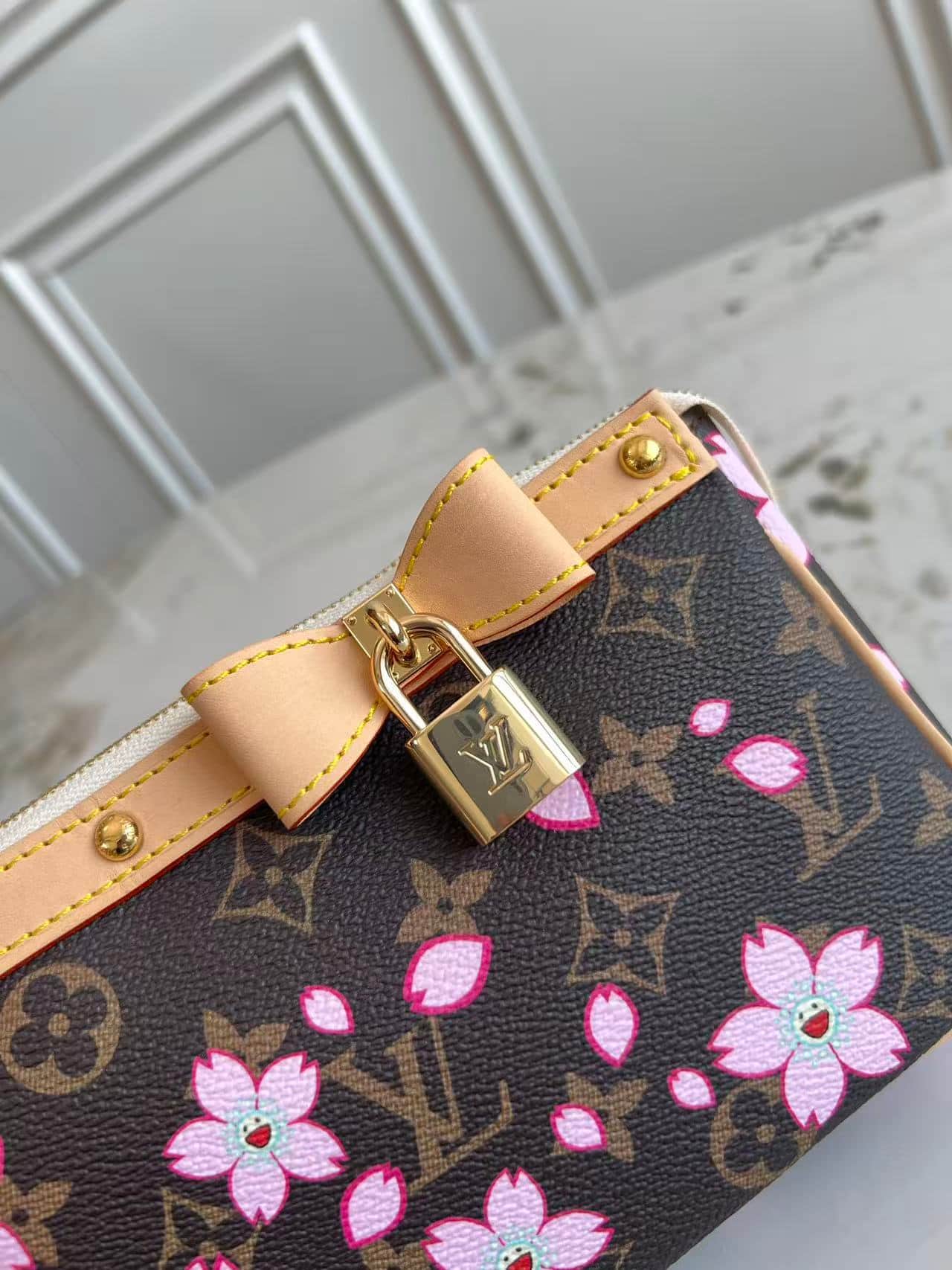 Louis Vuitton x Murakami Pochette Accessoires Monogram coated canvas M13666 High
