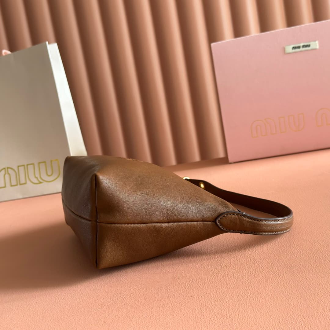 Miu Miu Nappa leather pouch 5NE841 Oak High