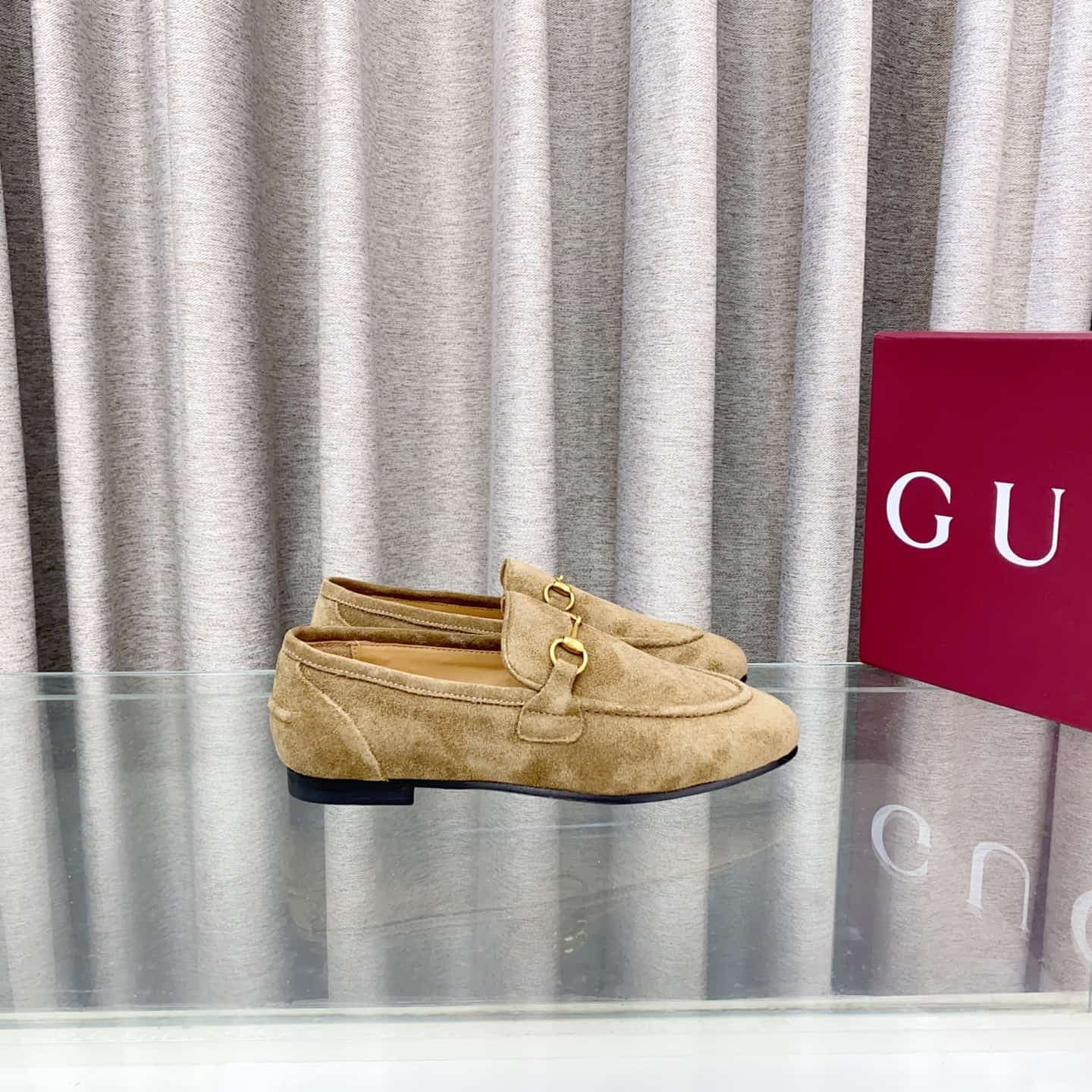 Gucci Loafer  shoes Women