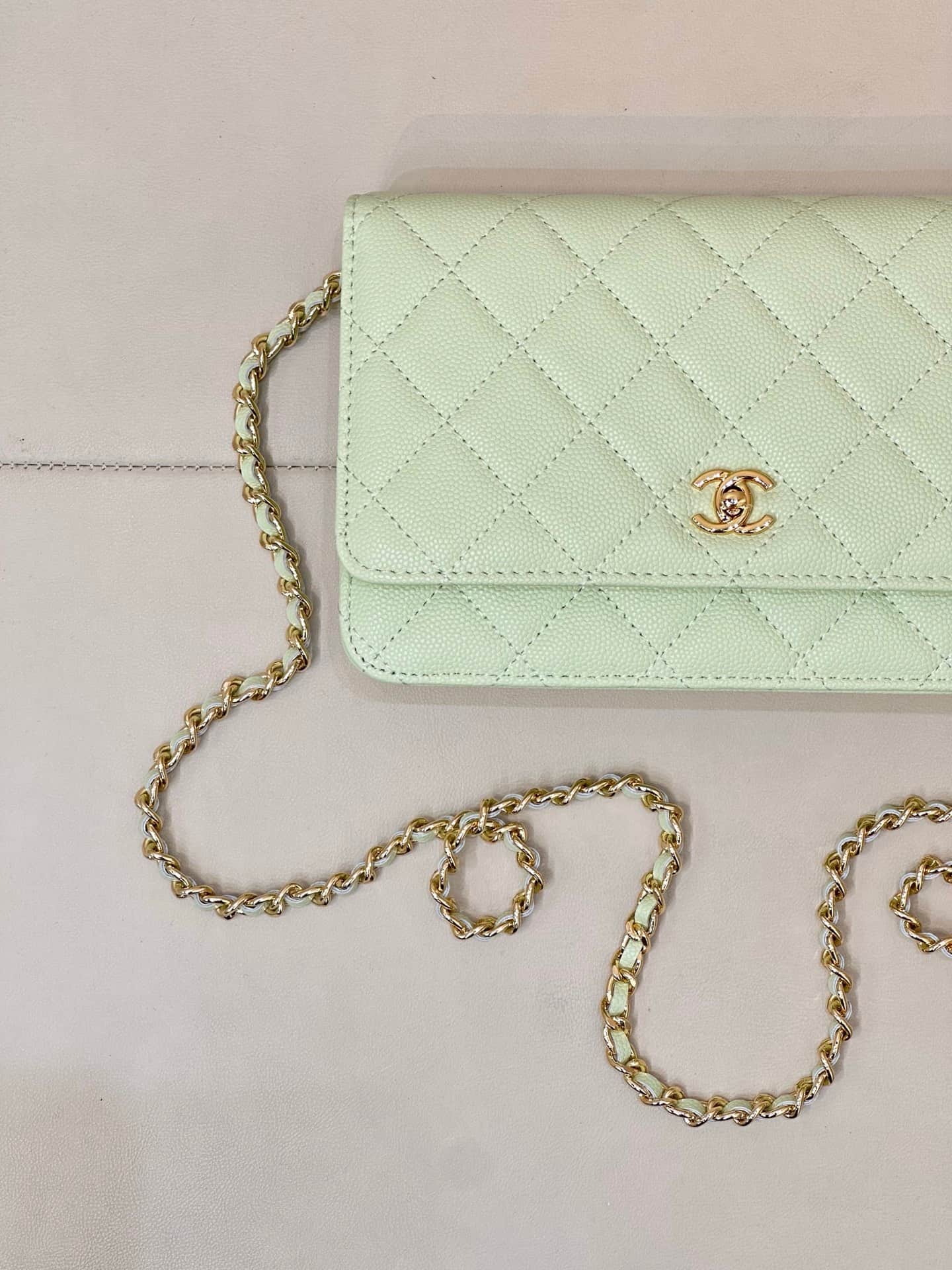 Chanel Classic Wallet on Chain Grained Shiny Calfskin& Gold-Tone Metal AP4241 Light Green TOP