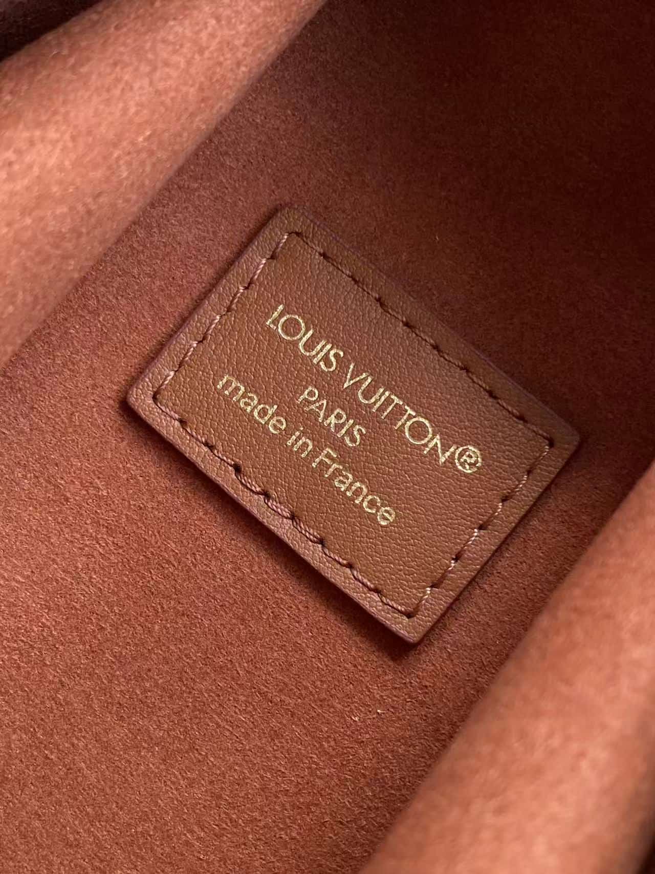 Louis Vuitton Side Trunk MM Noisette Calfskin leather M29431 High