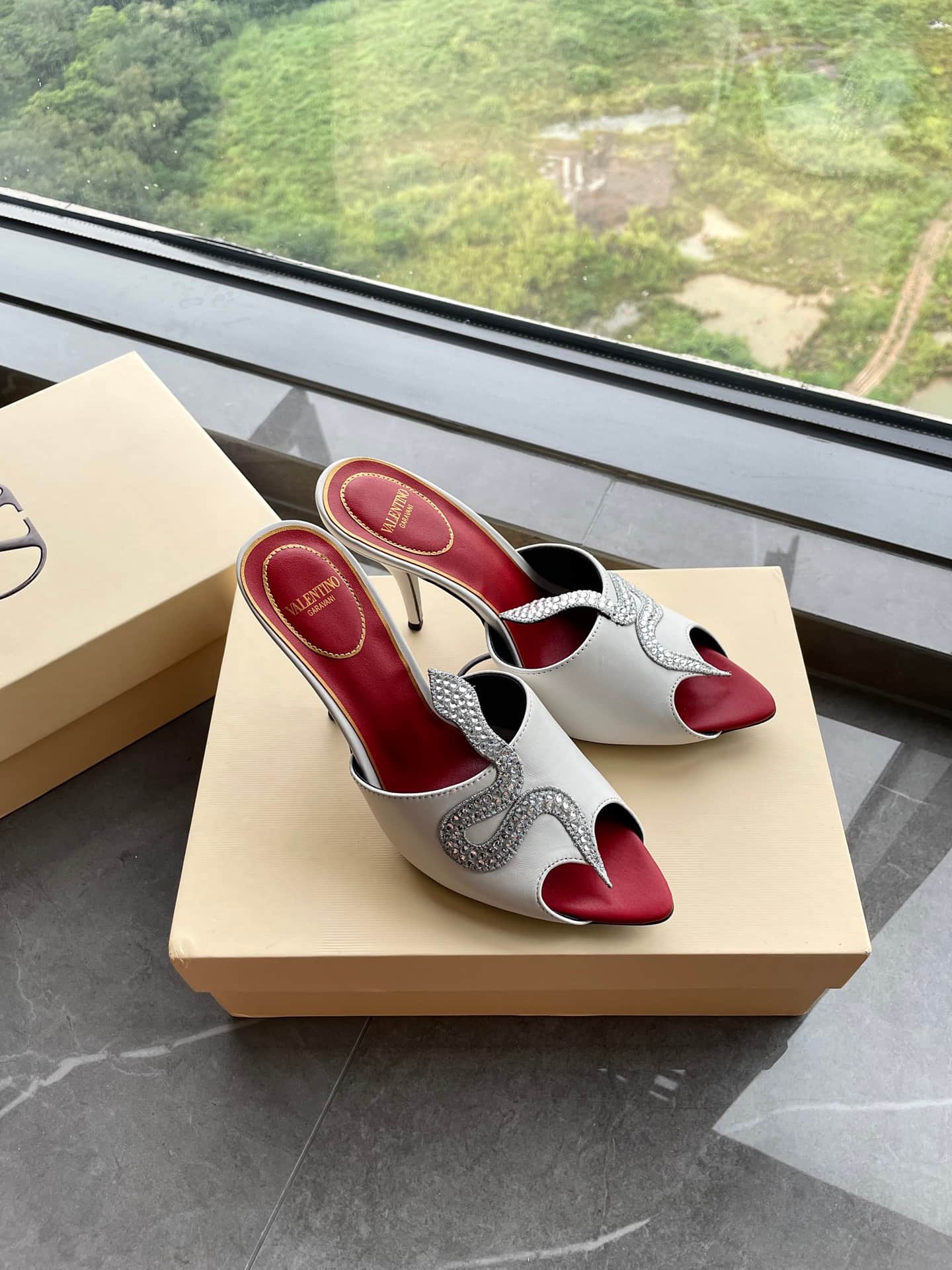 Valentino Garavani Coeur Vipère Mesh Sandals
