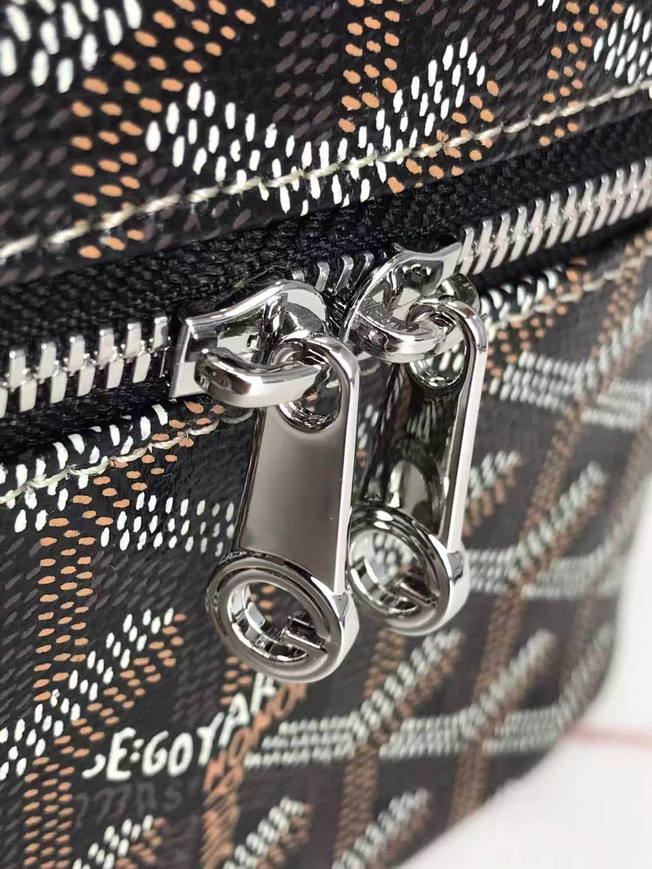 Goyard Goyardine Muse Mini Vanity Case