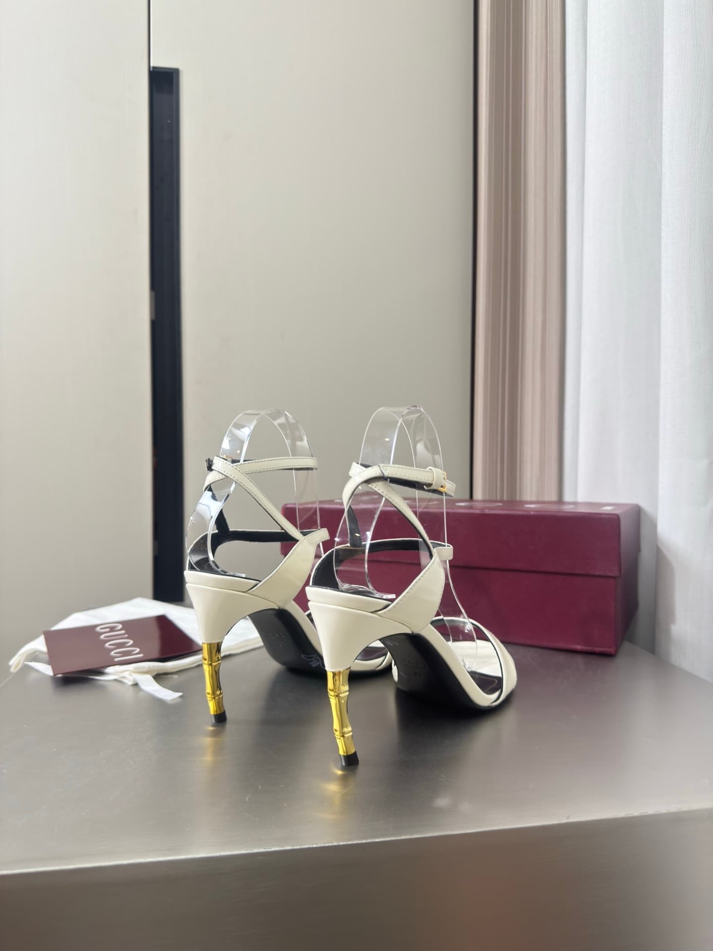 Gucci Patent Leather Strappy Sandal Shoes Women