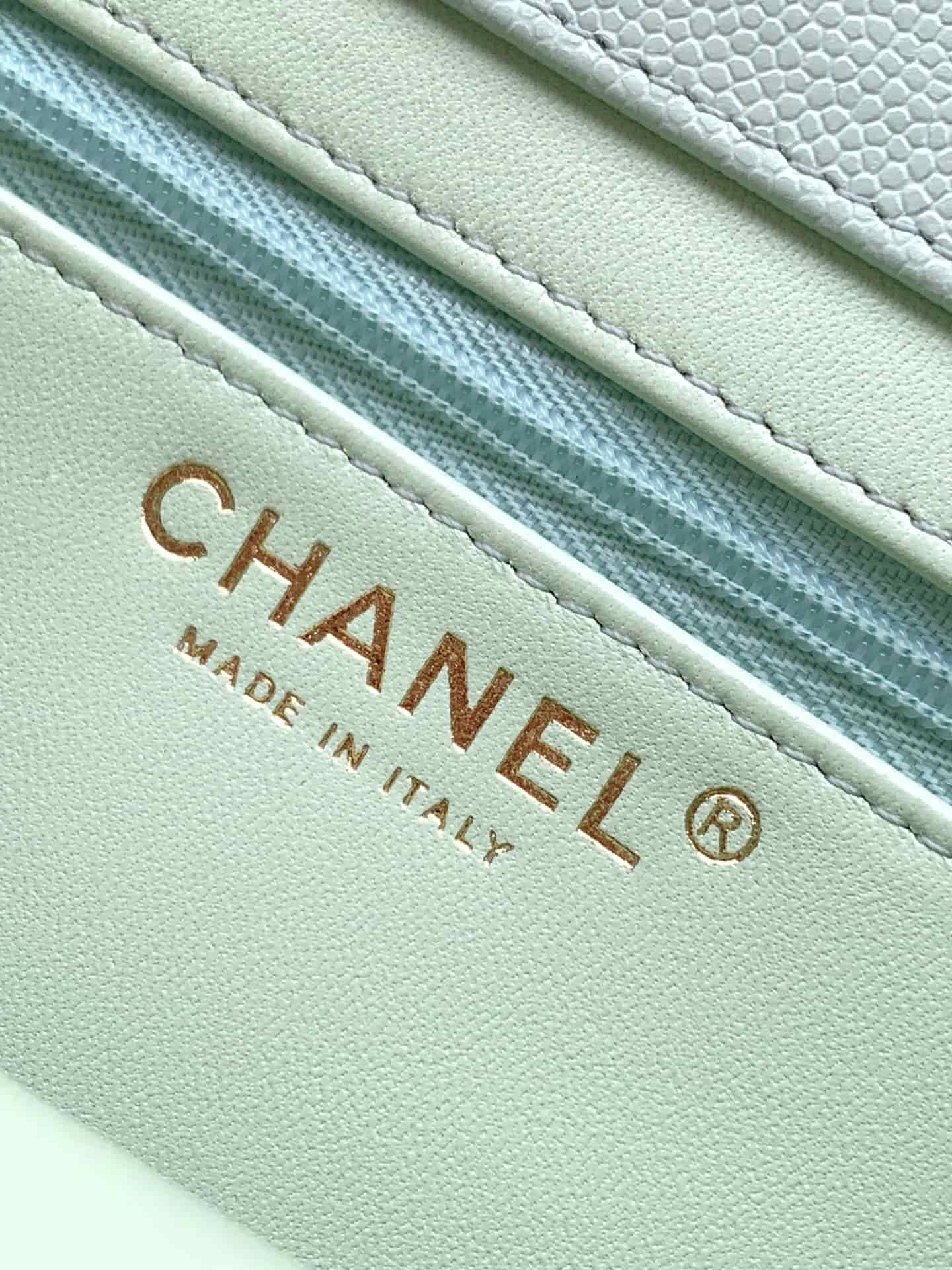 Chanel Clutch with Leather Strap Grained Shiny Calfskin & Gold-Tone Metal Light Green  5809 High