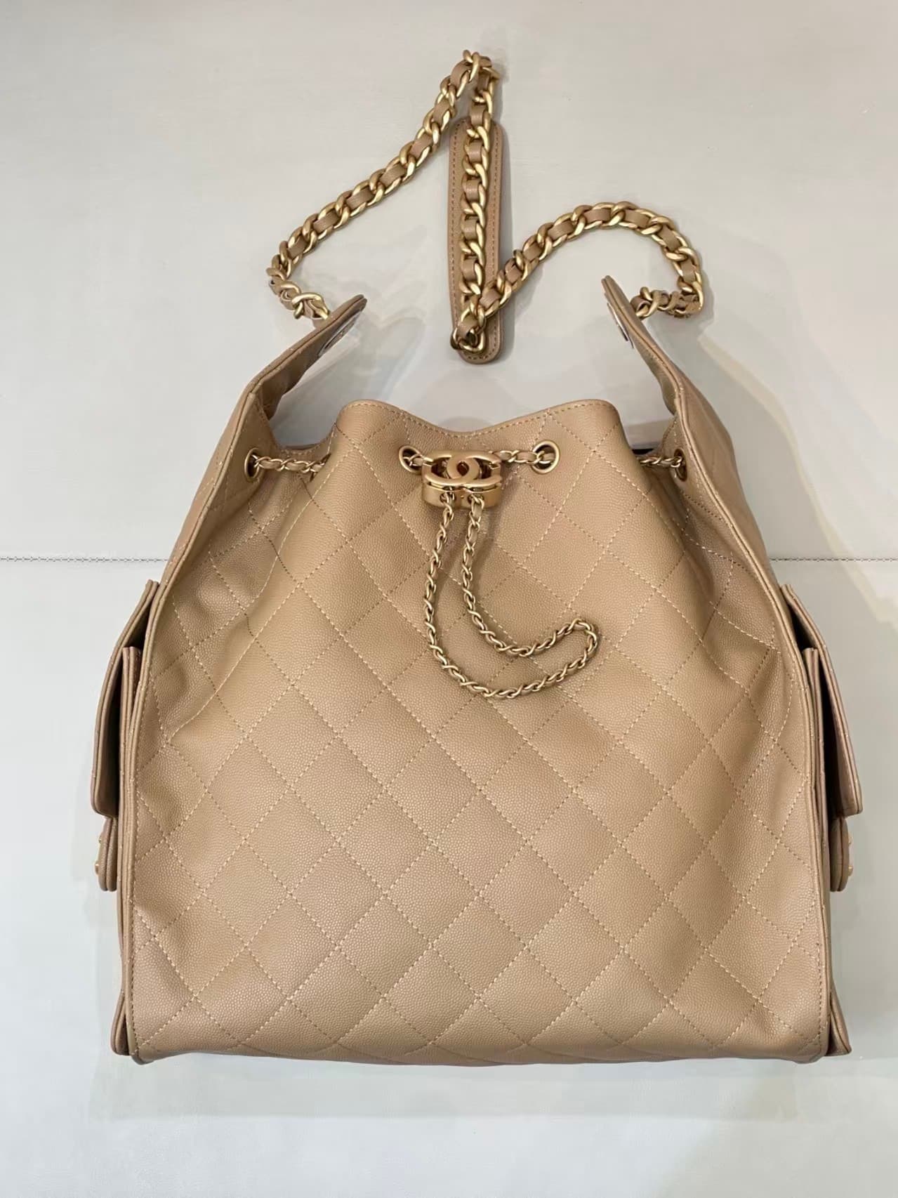 Chanel 25 Medium Hobo handbag AS5311 Grained Calfskin & Gold-tone Metal TOP