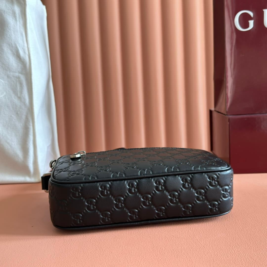 Gucci GG Emblem small crossbody bag Black embossed GG smooth leather ‎850242 High