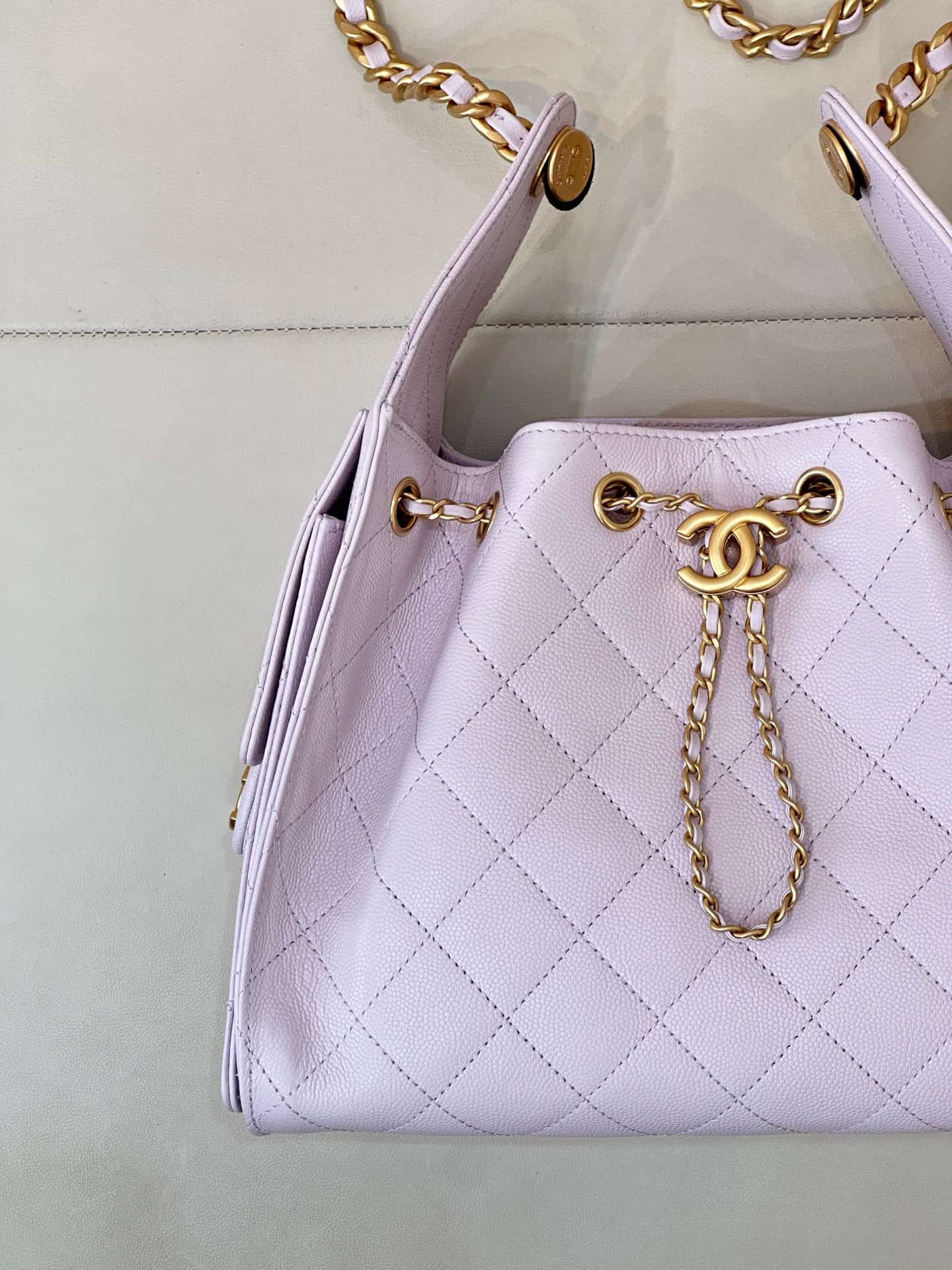 Chanel 25 Small Hobo handbag AS5293 Grained Calfskin & Gold-tone Metal Light Pink TOP