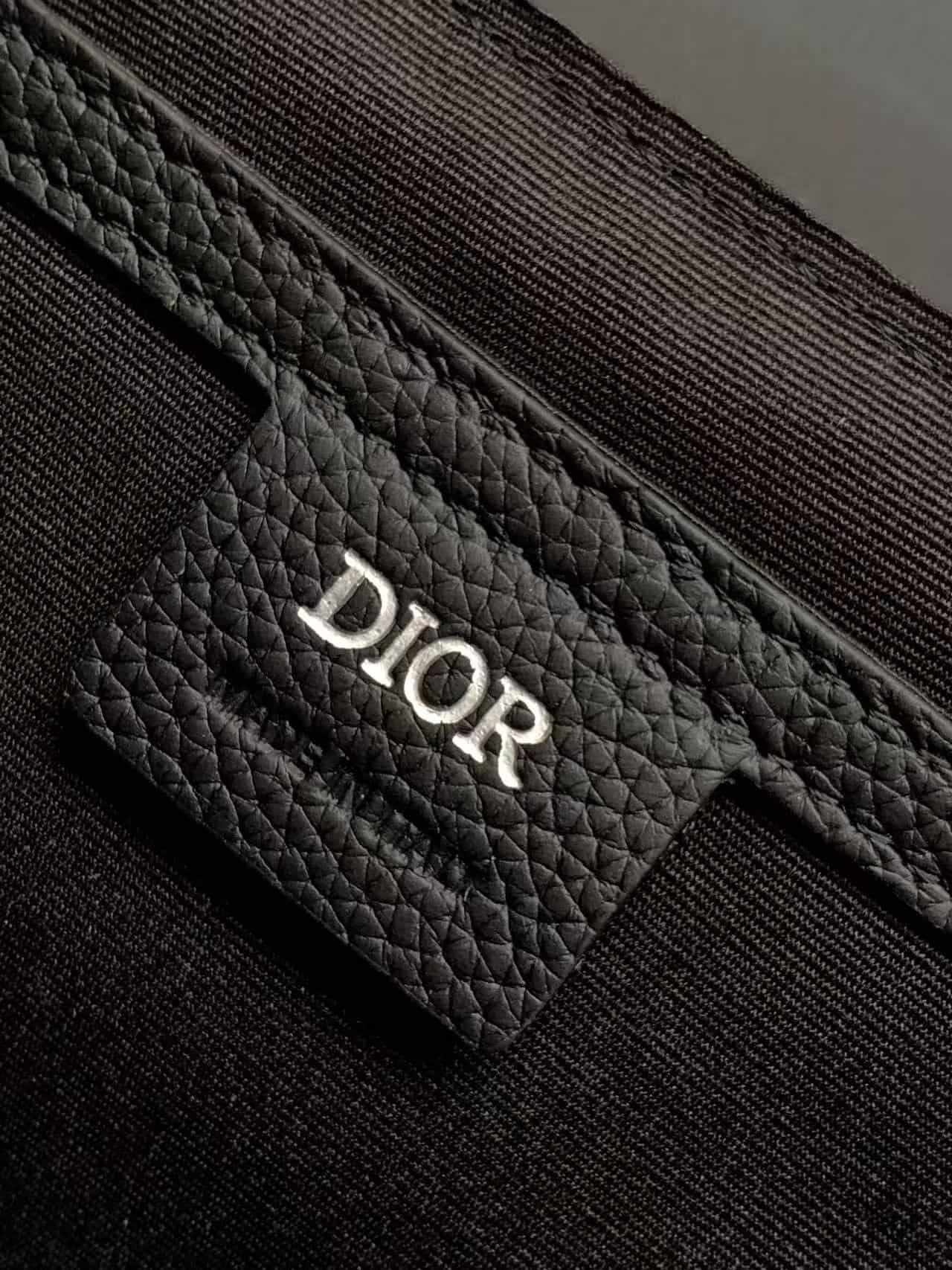 Small Saddle Messenger Bag with Flap Grained Calfskin and Oblique Black High