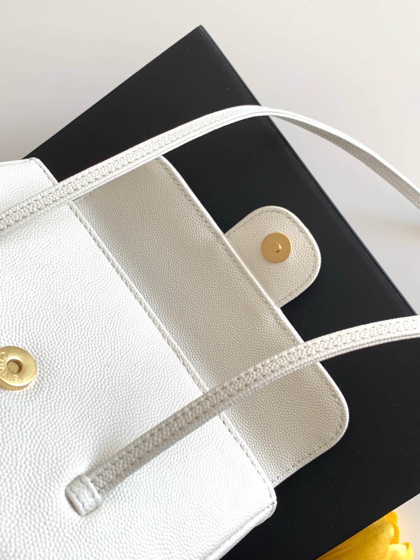Chanel Clutch with Leather Strap Grained Shiny Calfskin & Gold-Tone Metal White AP5068 A