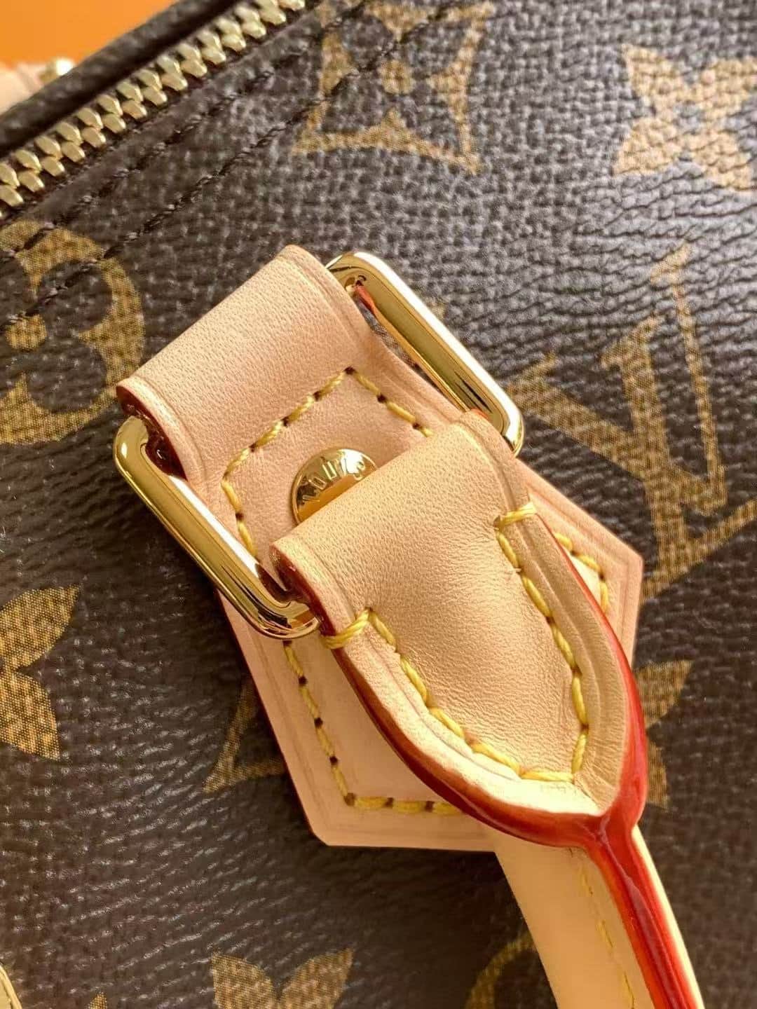 Louis Vuitton Speedy Bandoulière 25 Monogram coated canvas M41113 Top