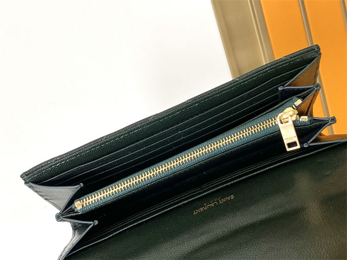 CASSANDRE MATELASSÉ LARGE FLAP WALLET IN GRAIN DE POUDRE LEATHER Grey High