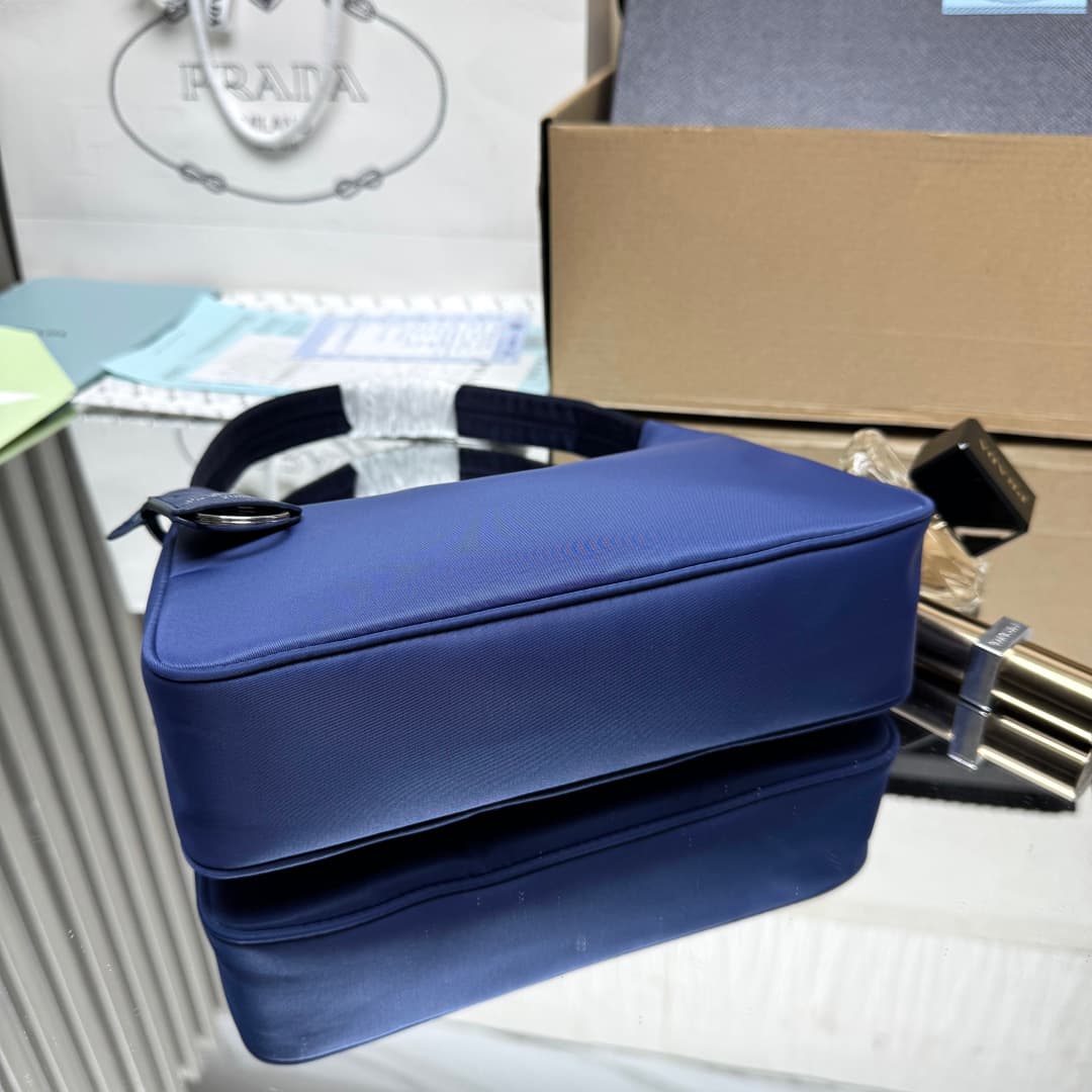 Prada Re-Nylon Re-Edition 2000 mini-bag Royal Blue Recycled Polyamide 1NE515 High