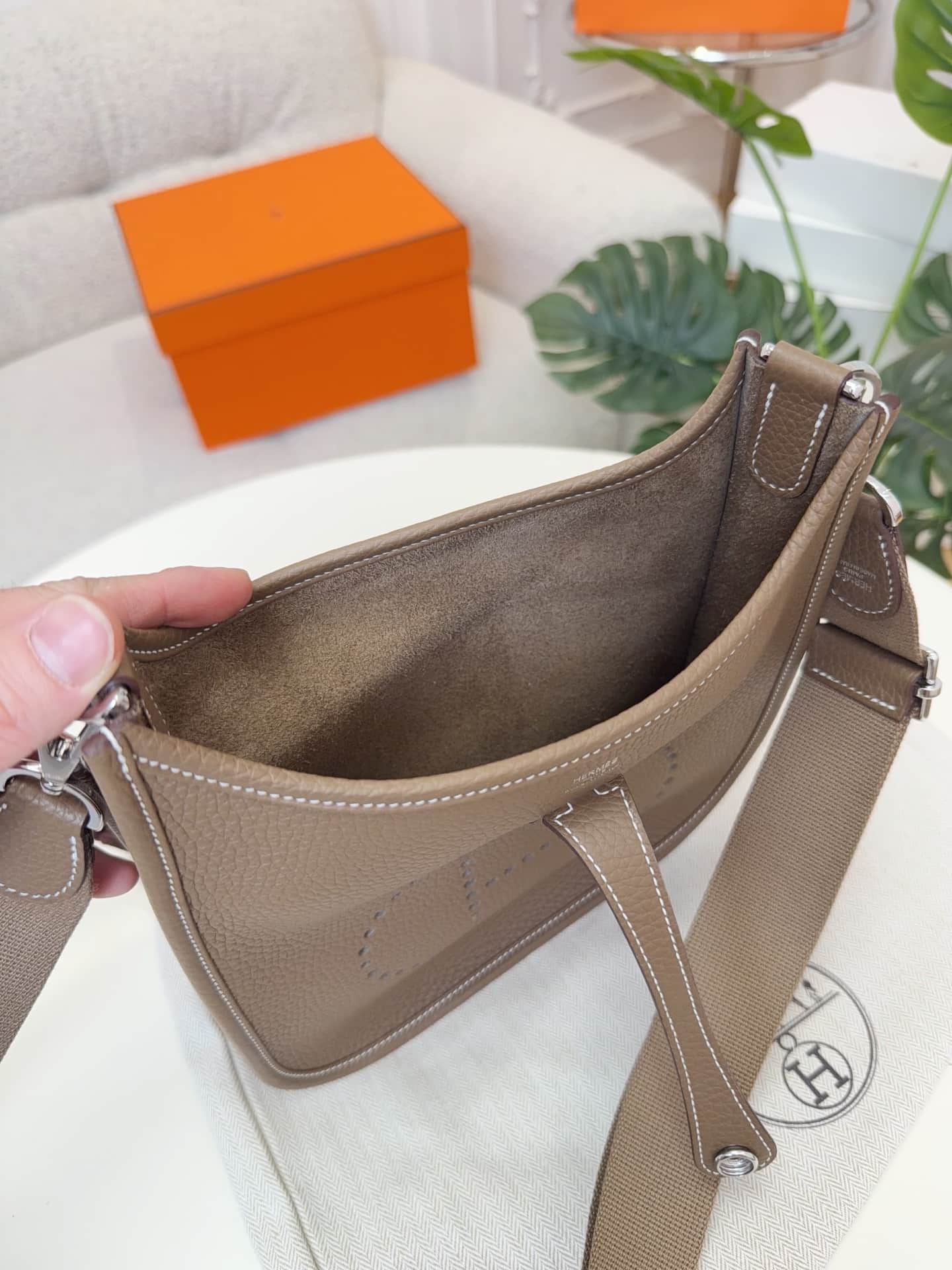 Hermes Evelyne Mini 23 Bag Calfskin In Etoupe WAX High