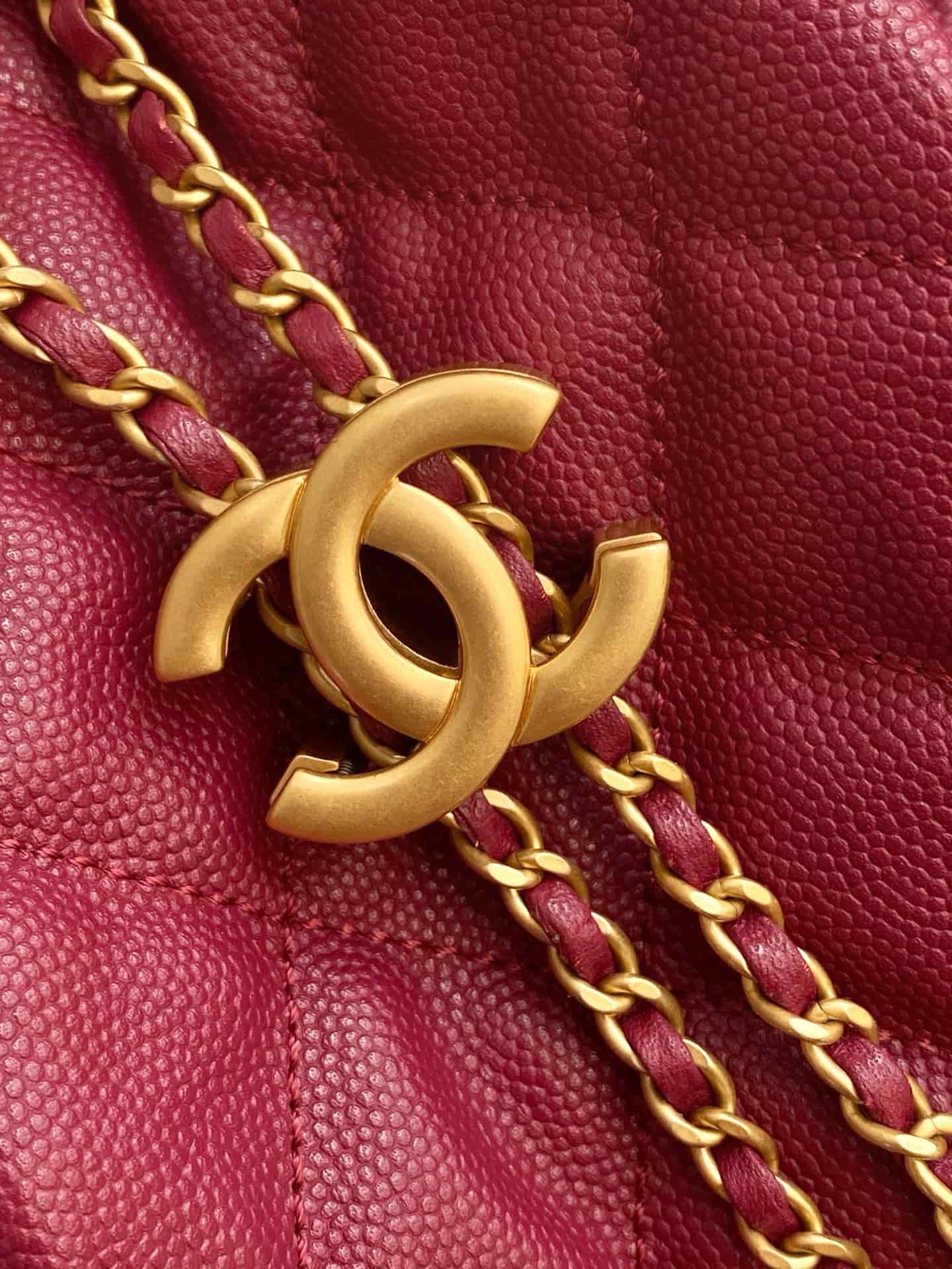 Chanel 25 Medium Hobo Medium handbag AS5311 Grained Calfskin & Gold-tone Metal Burgundy A