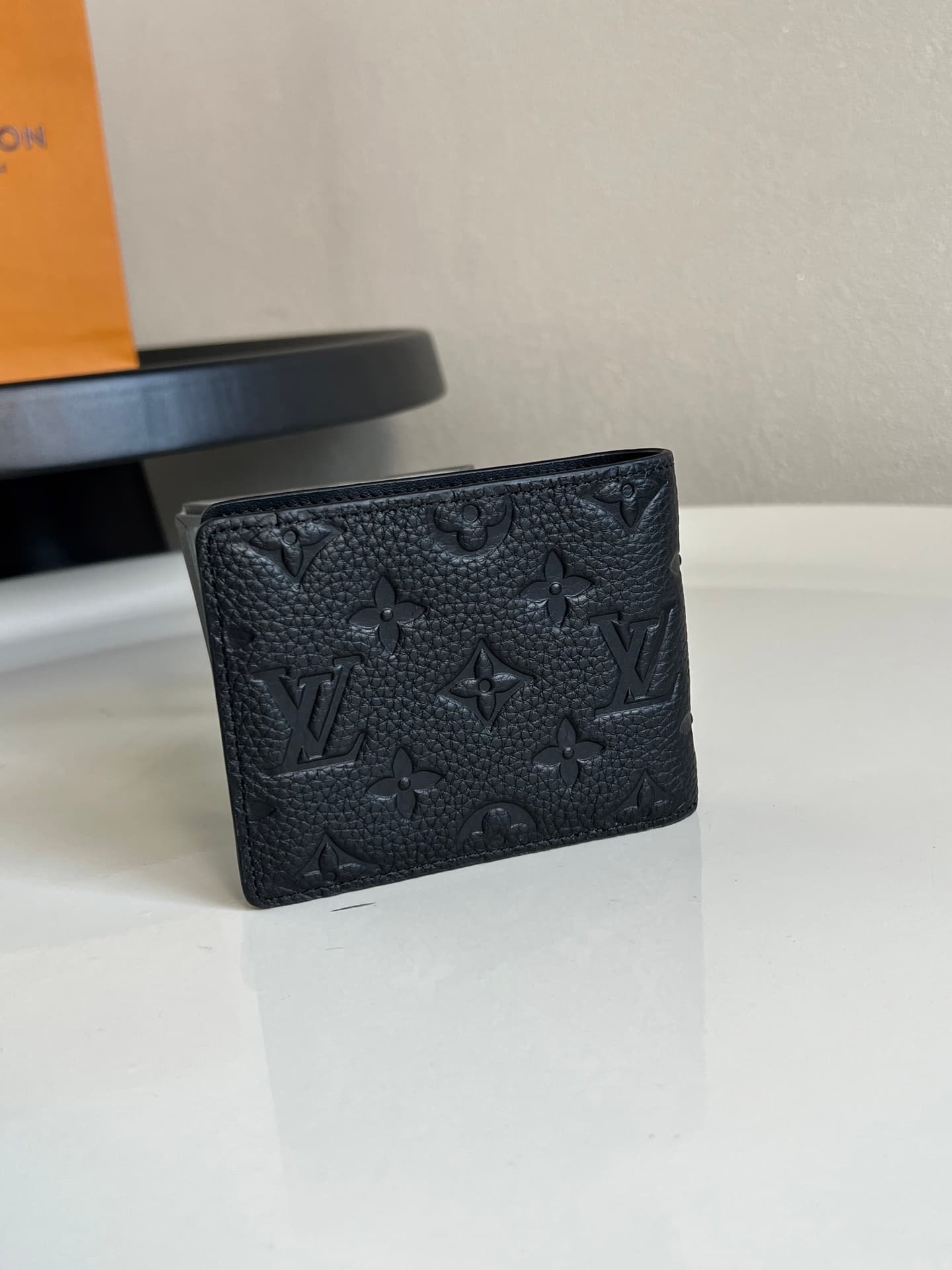 Louis Vuitton Multiple Wallet Black Embossed Taurillon Monogram cowhide leather M69037 High