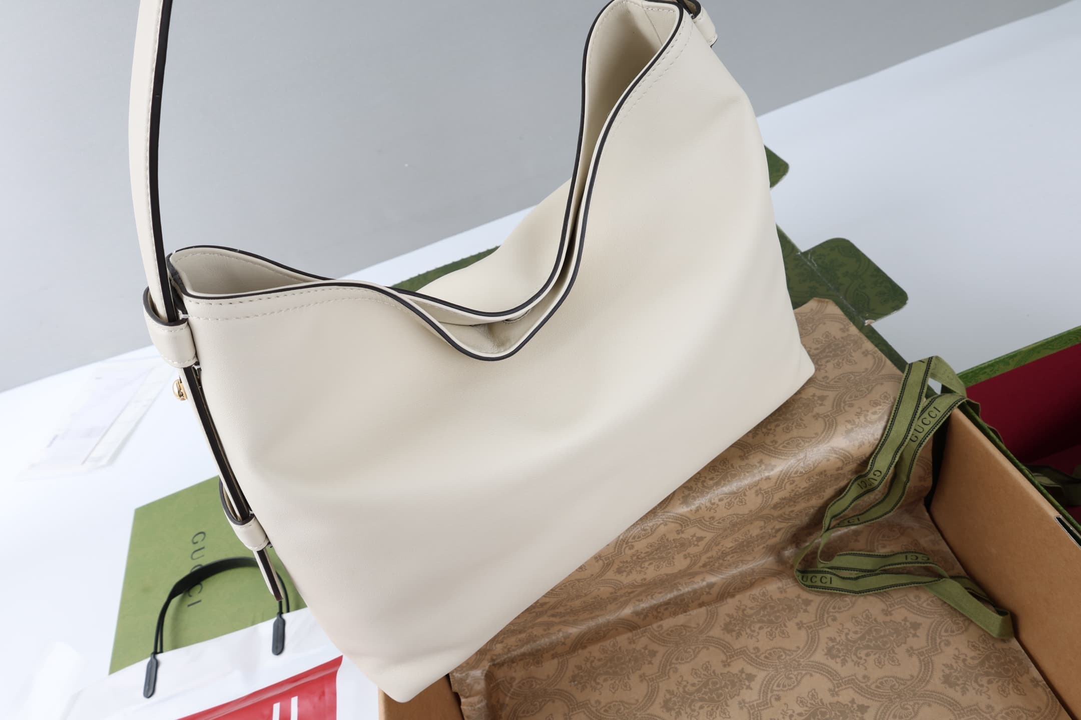 Gucci Beatrix medium tote bag White soft smooth leather ‎850926 High