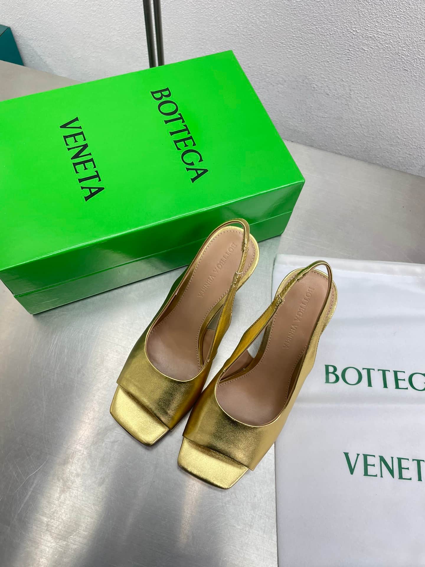 Bottega Veneta Knot Slingback Sandals