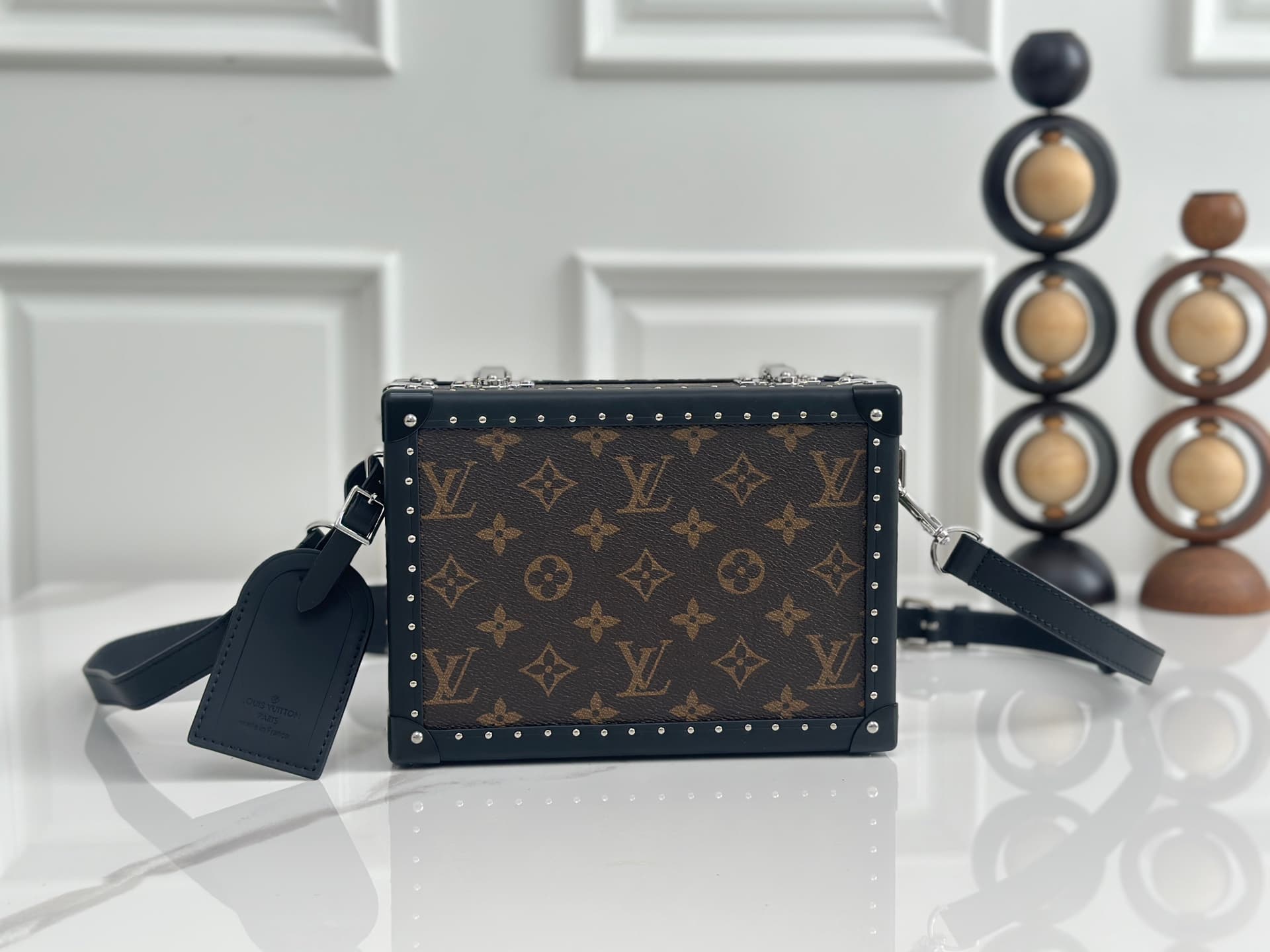 Louis Vuitton Clutch Box Monogram coated canvas M20252 High