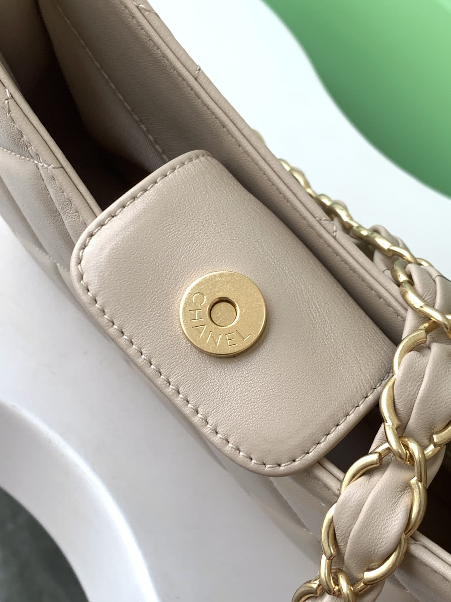 Chanel HOBO HANDBAG AS5177 Lambskin & Gold-Tone Metal Cream A