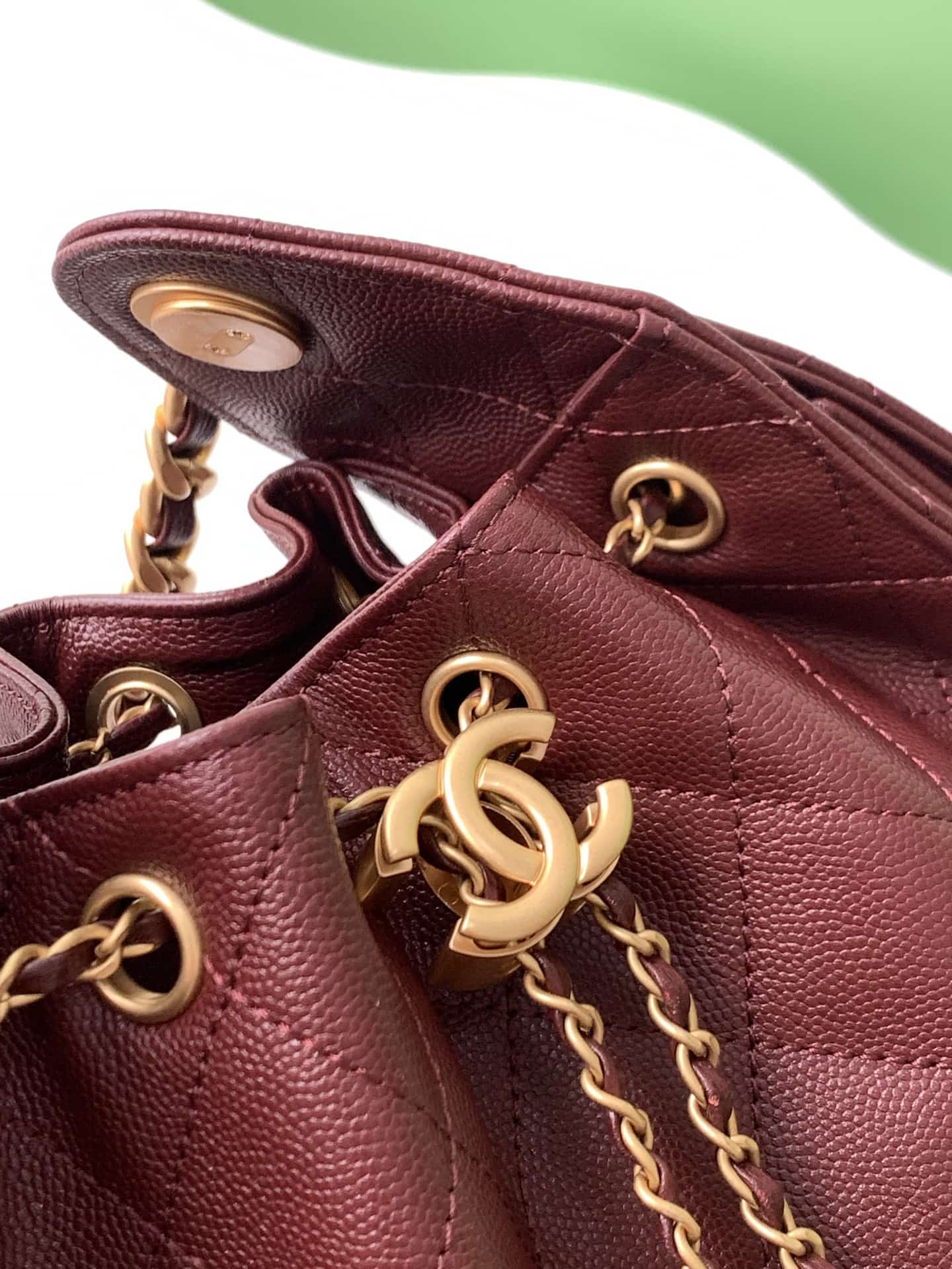 Chanel 25 Mini Hobo handbag AS5631 Grained calfskin & gold-tone metal Burgundy A