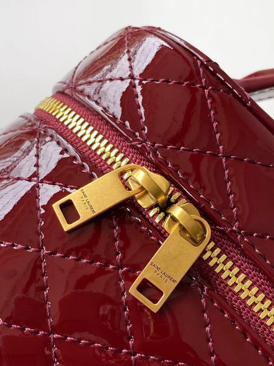 GABY VANITY BAG In Patent Leather Claret High