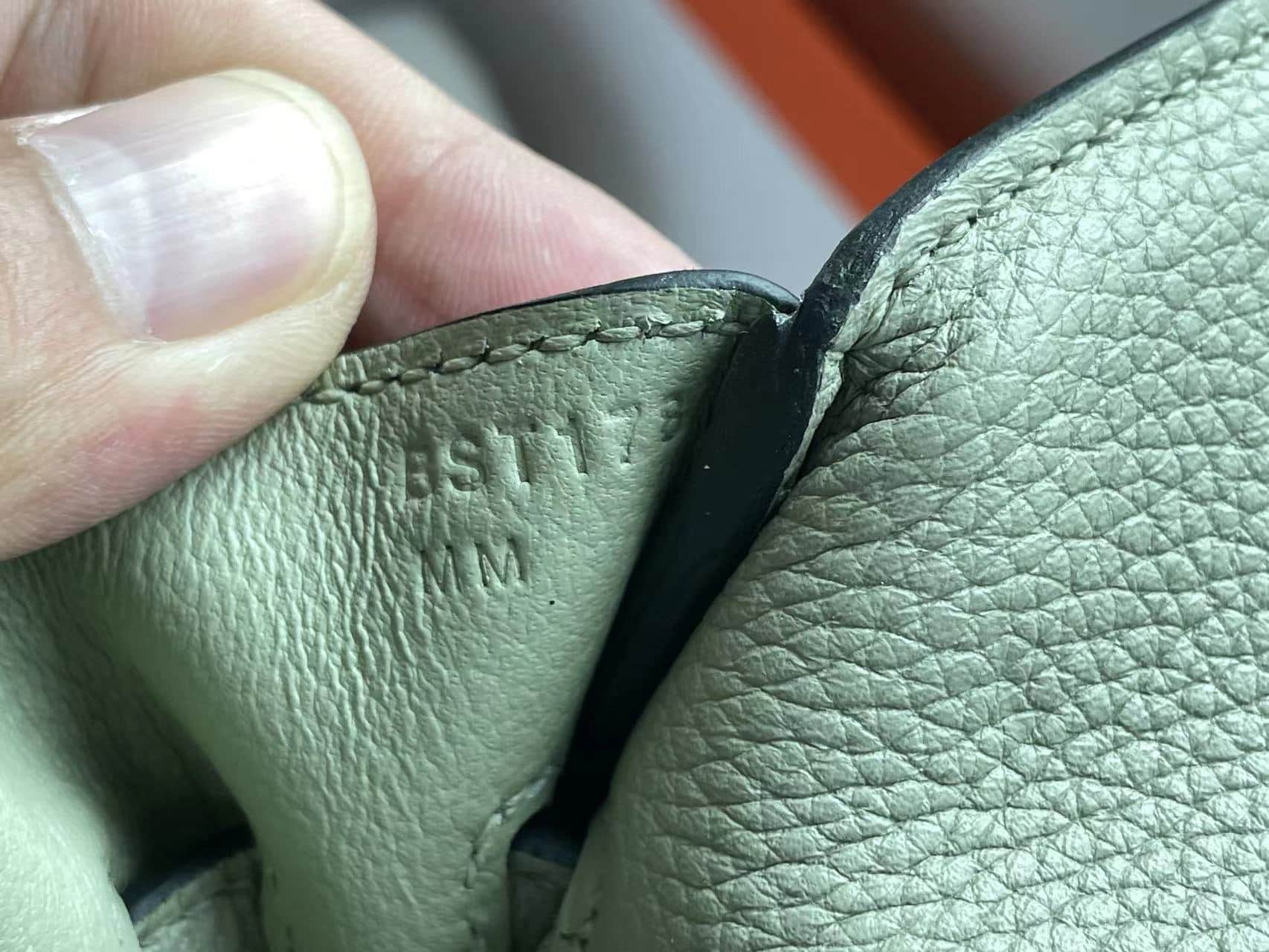 Hermes Kelly Messenger 25cm Taurillon Clemence Leather In Menthe WAX