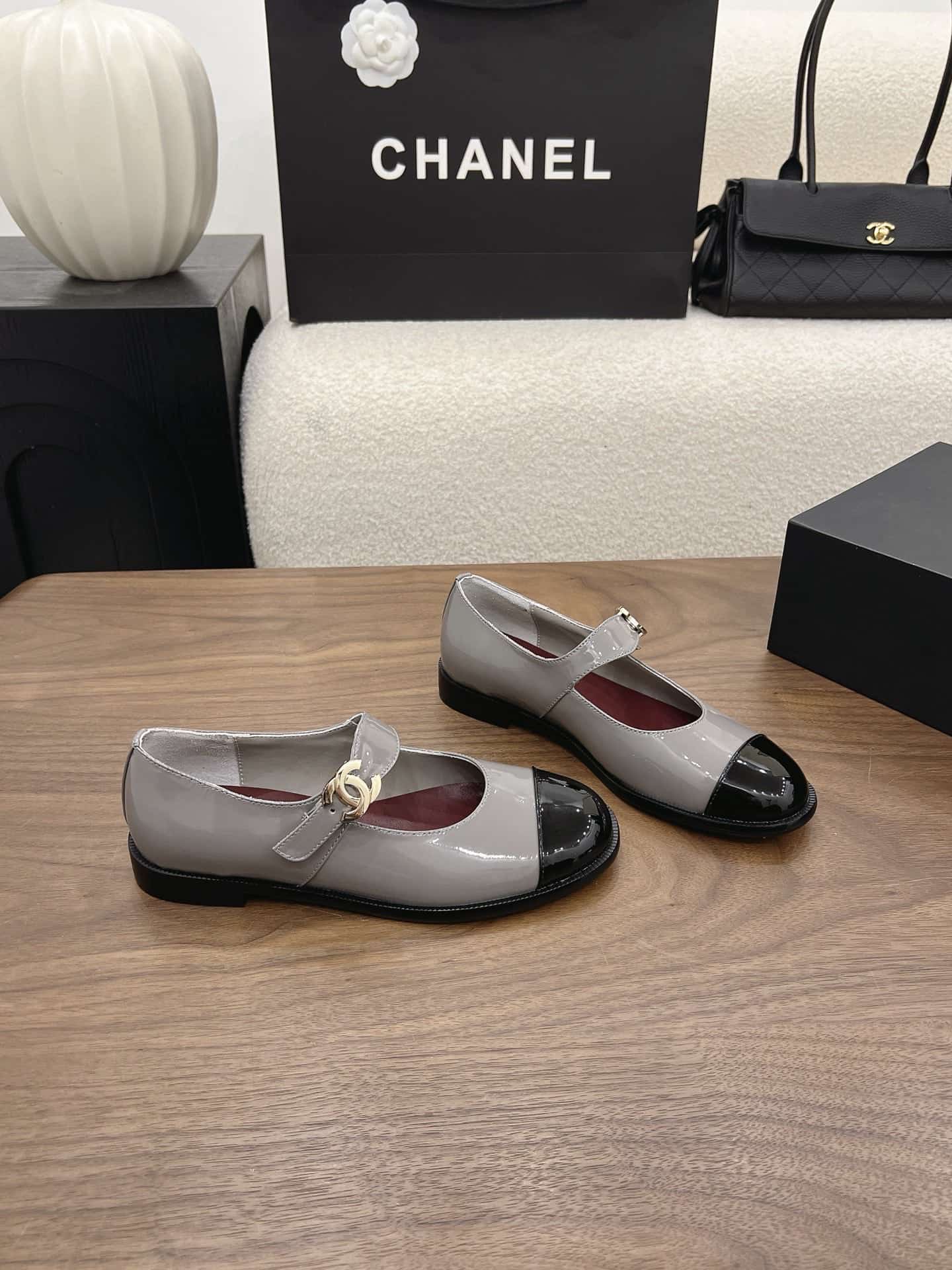Chanel Mary Jane Flats Shoes Women