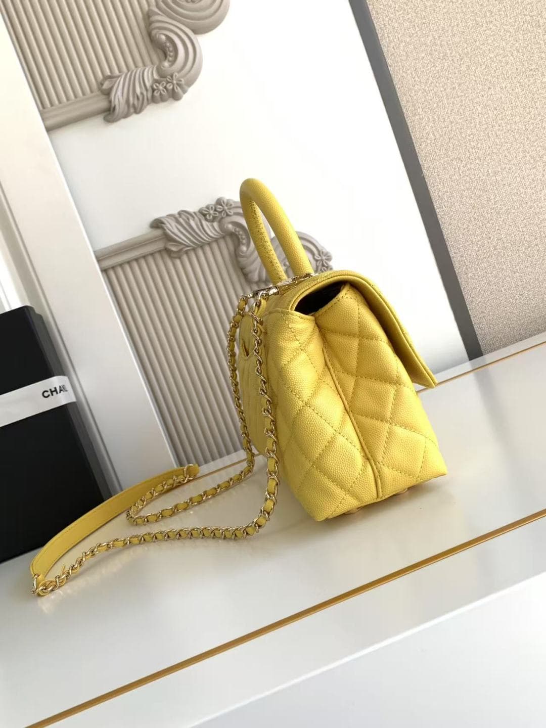 FLAP BAG WITH TOP HANDLE Grained Calfskin & Gold-Tone Metal A92990 Yellow Binding A