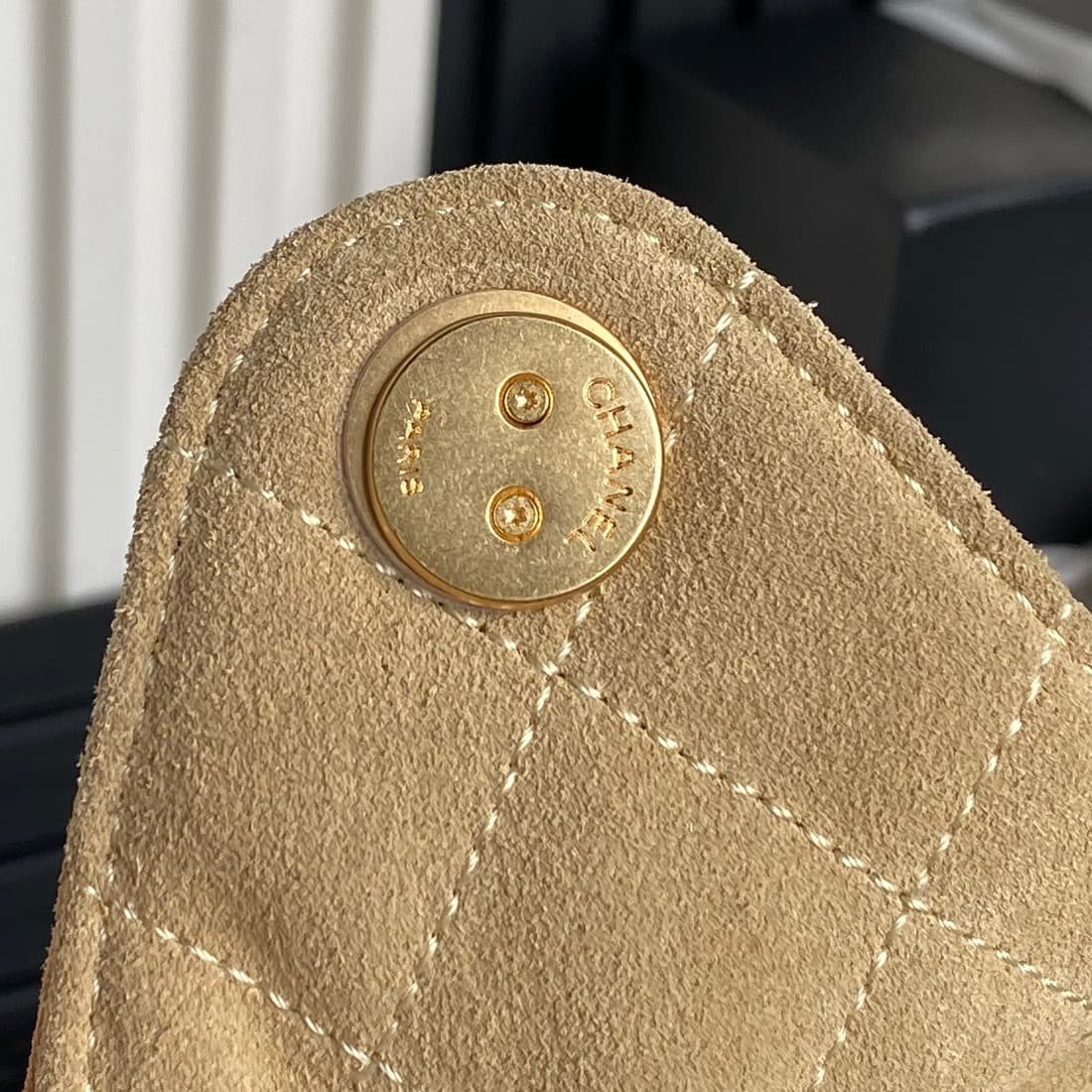 Chanel 25 Medium Hobo Medium handbag AS5311 Suede & Gold-tone Metal Camel High