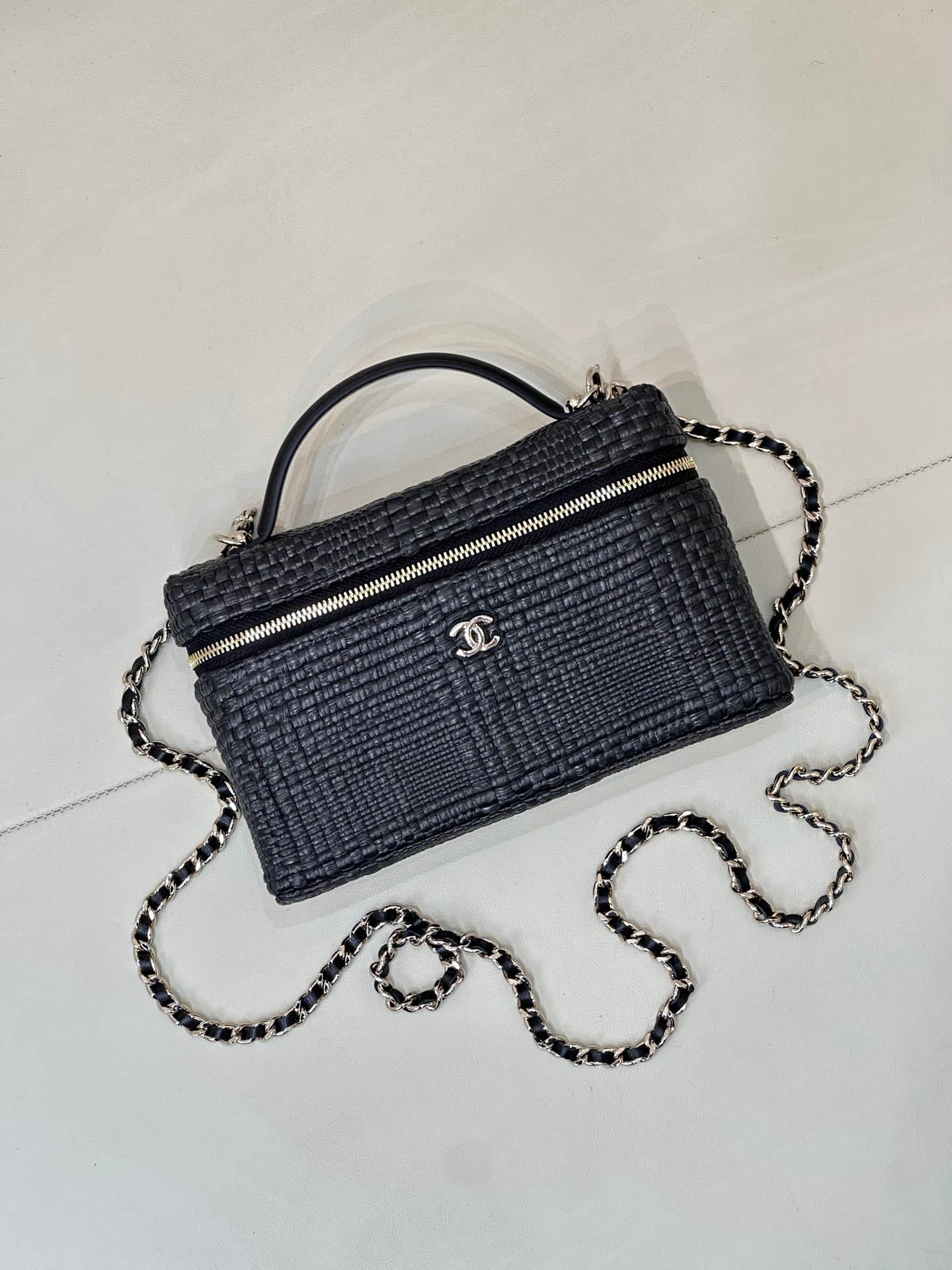 Chanel Classic Vanity with Chain Braided Raffia & Gold-Tone Metal Black AP4385 TOP