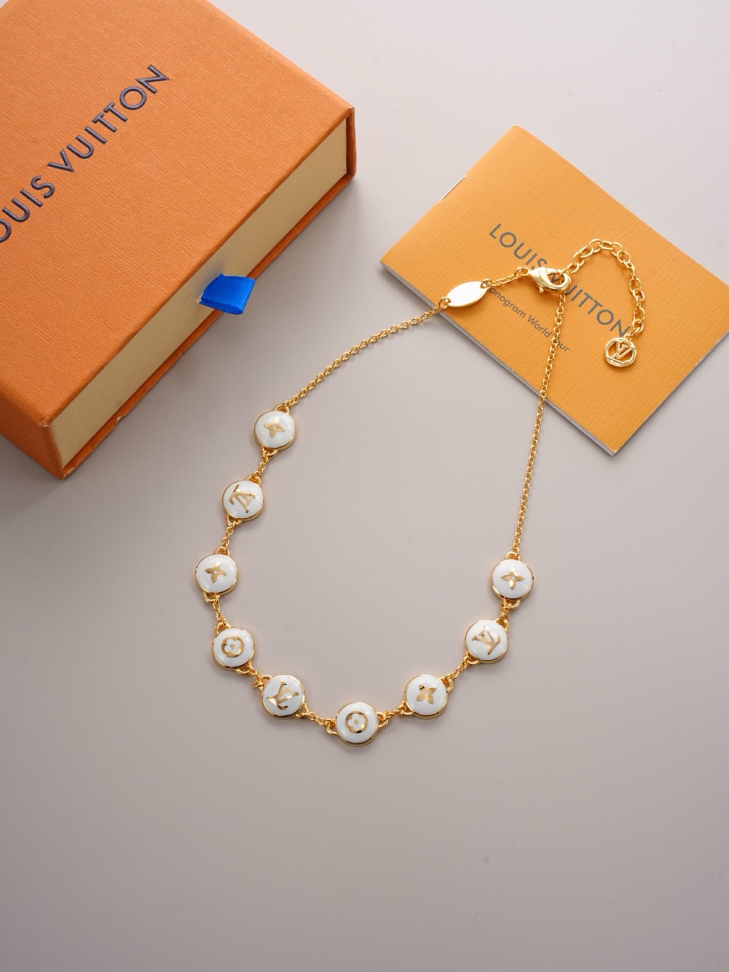 Louis Vuitton Pearly Confetti Necklace High