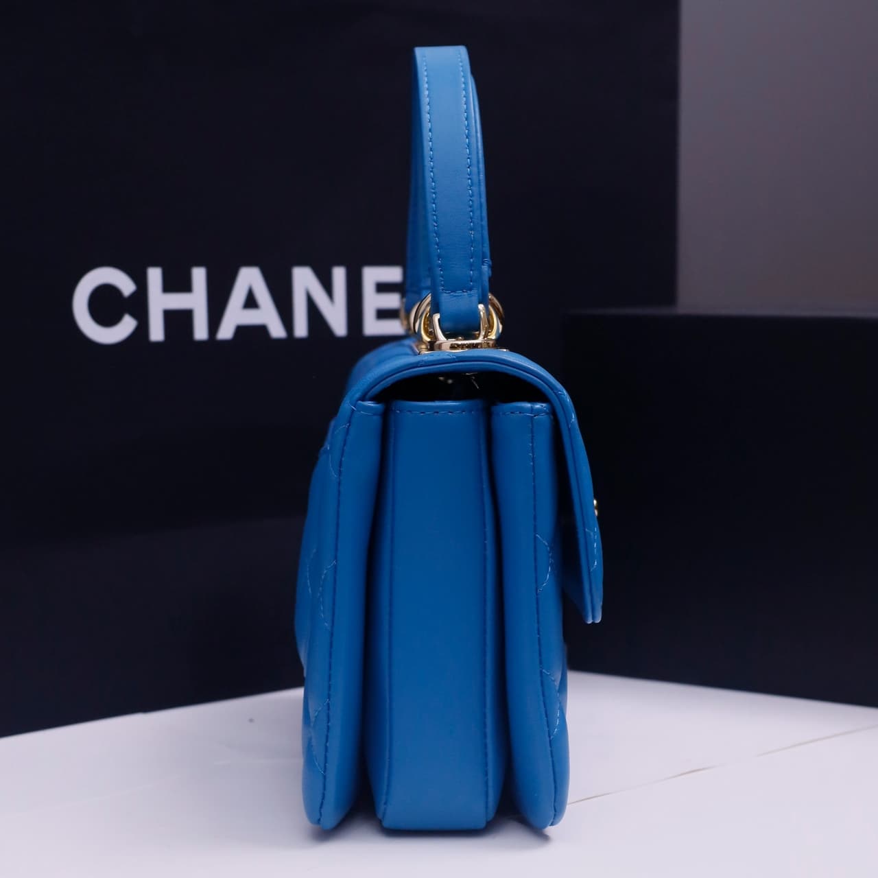 Chanel MINI FLAP BAG WITH TOP HANDLE AS4654 Lambskin &Gold-Tone Metal Blue A
