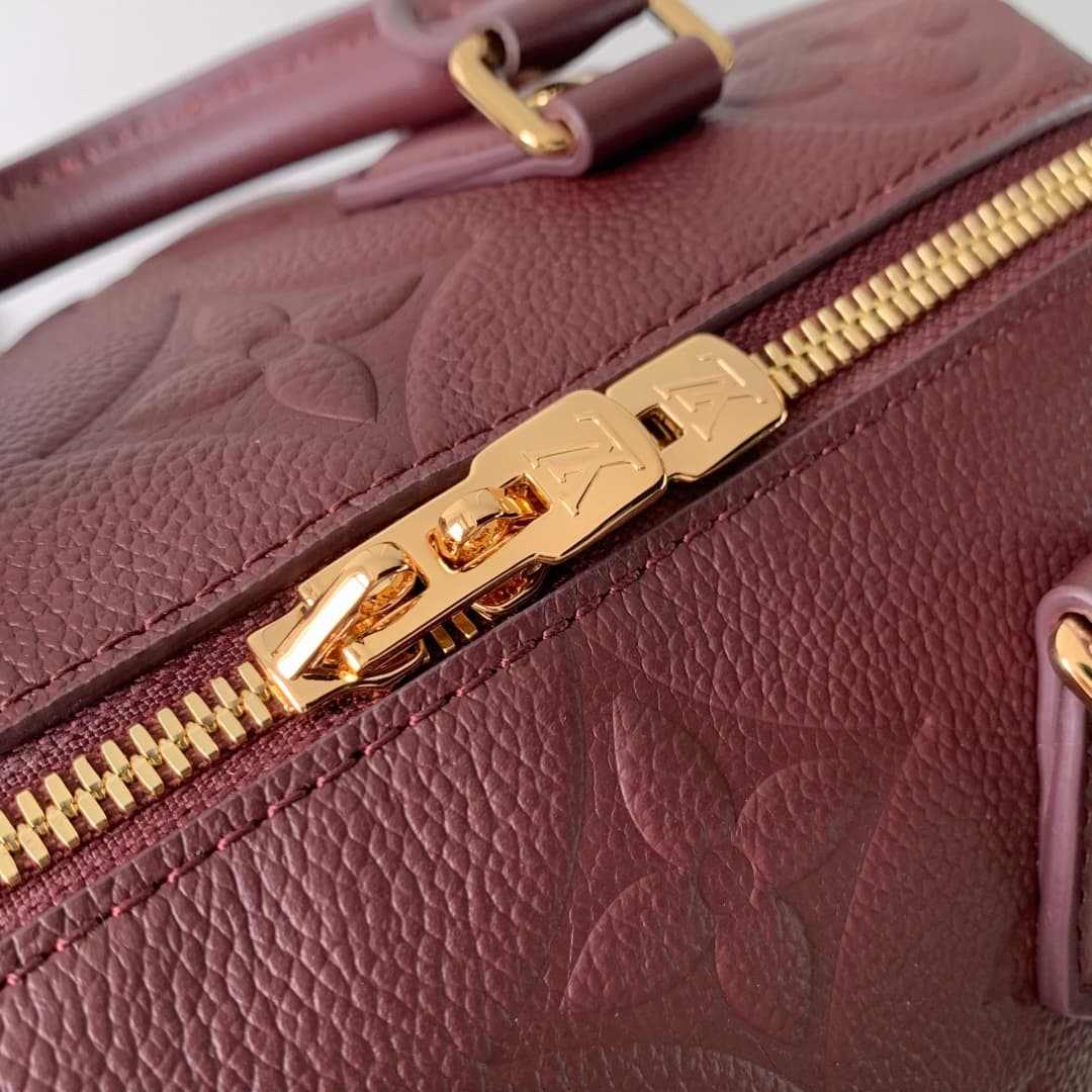Louis Vuitton SPEEDY BANDOULIÈRE 20 Embossed grained cowhide leather M58953 Wine Red High