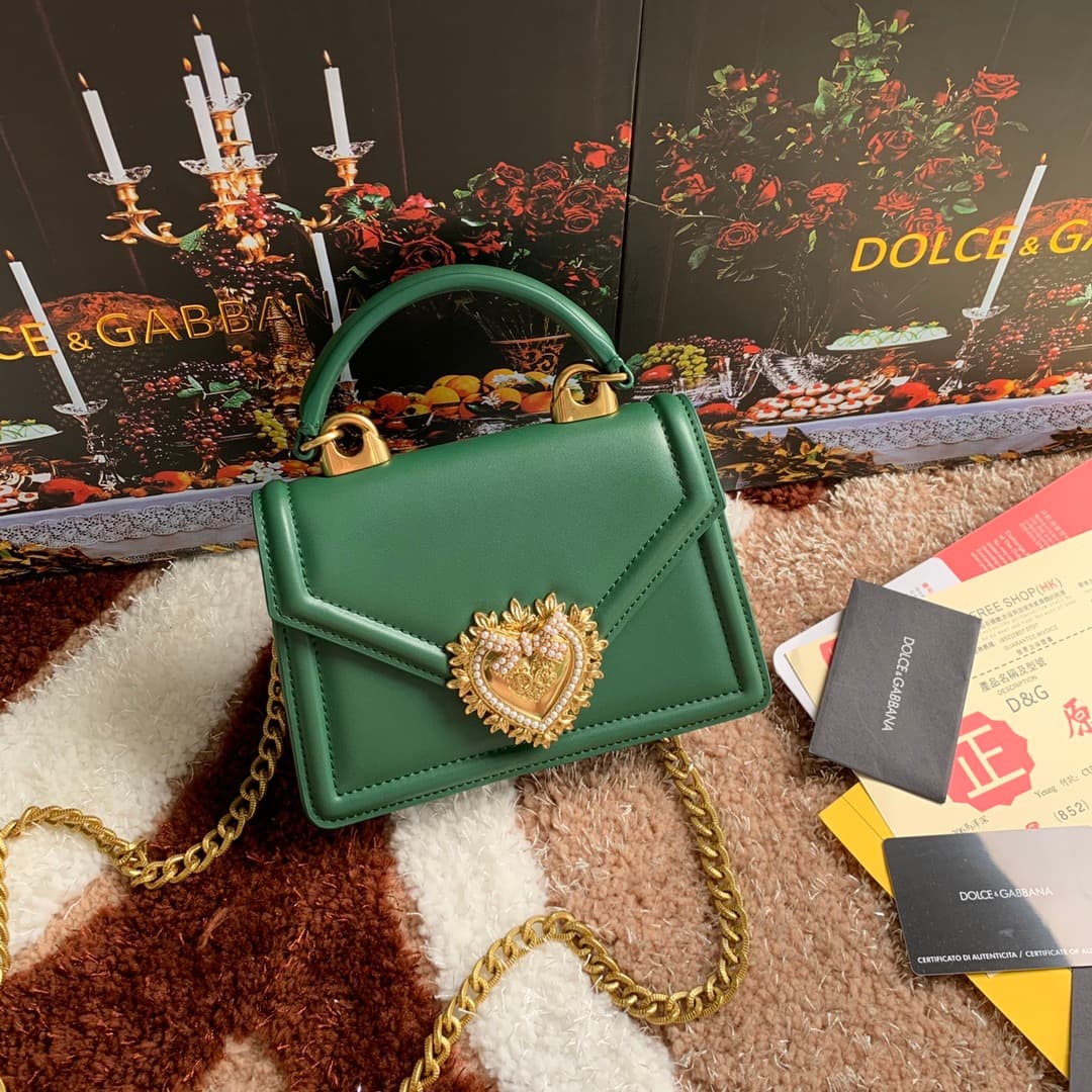 Dolce & Gabbana Small Devotion bag in smooth calfskin in Green High
