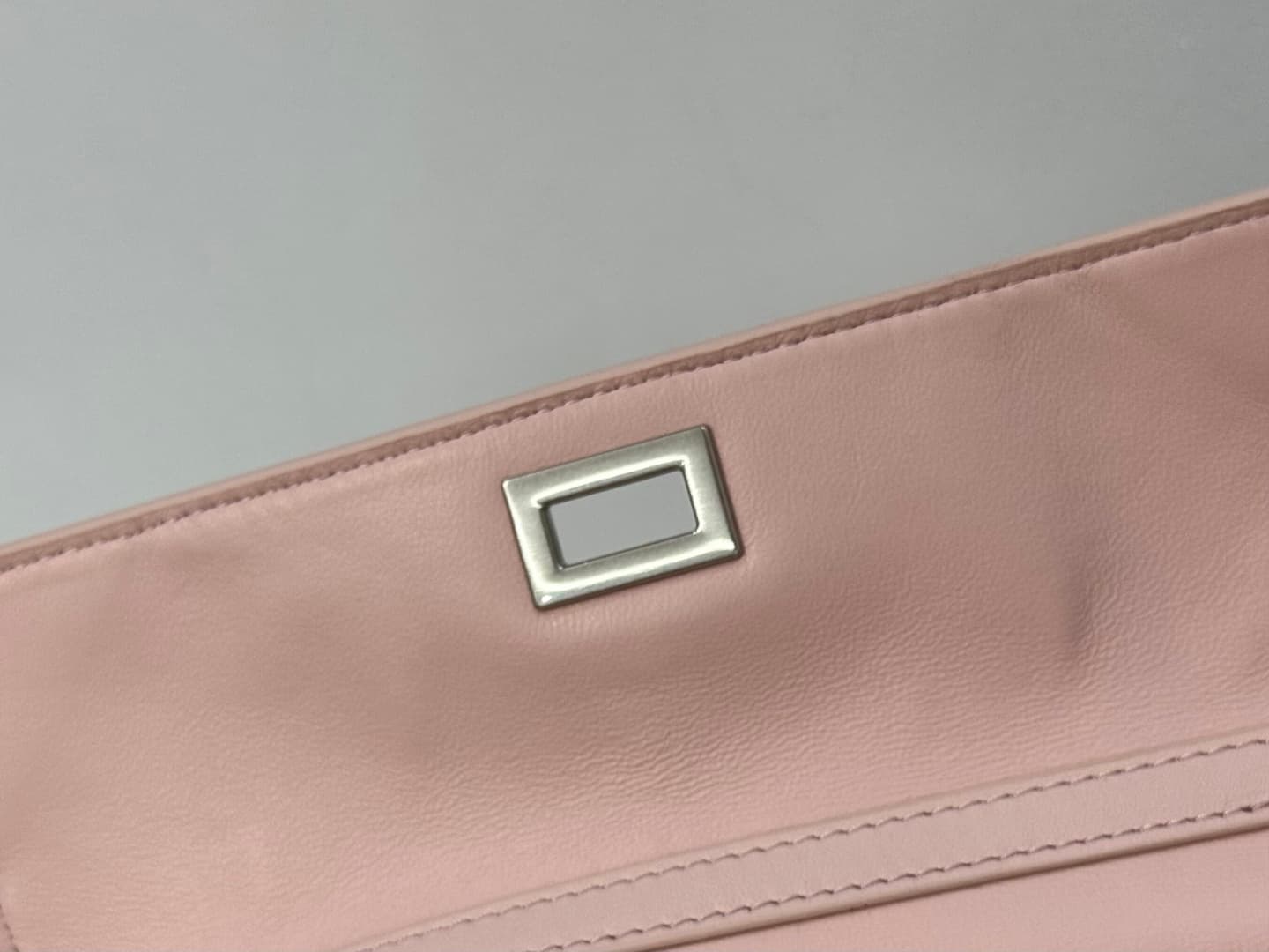 Balenciaga Rodeo Mini Bag in Pink Leather With Silver-Tone Metal TOP