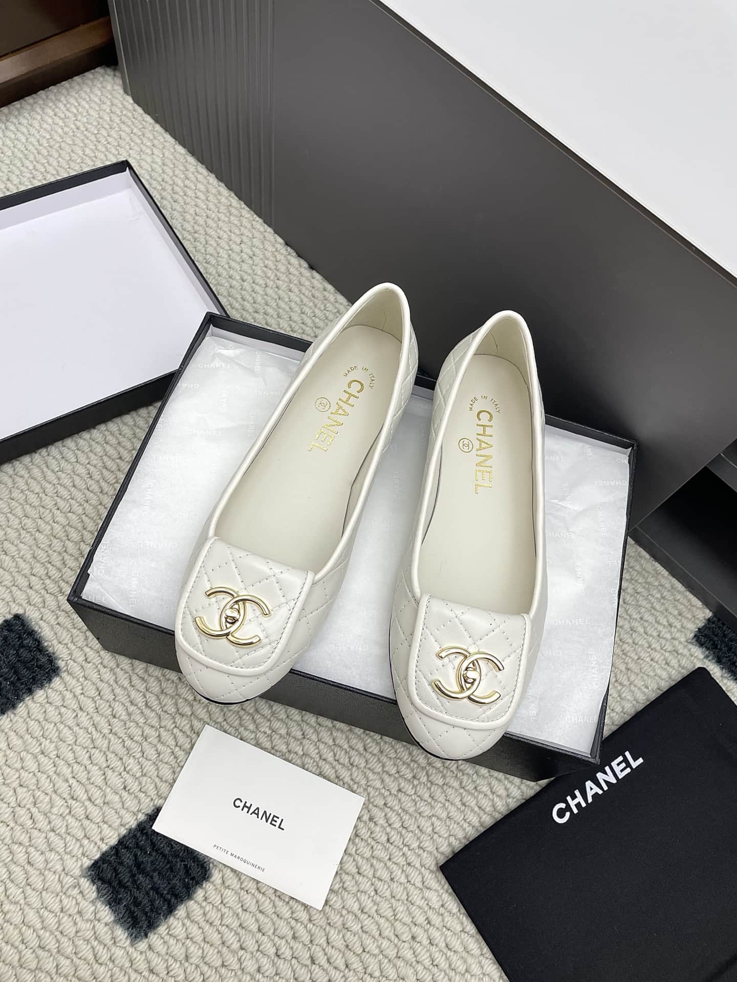 Chanel Mray janes shoes Women