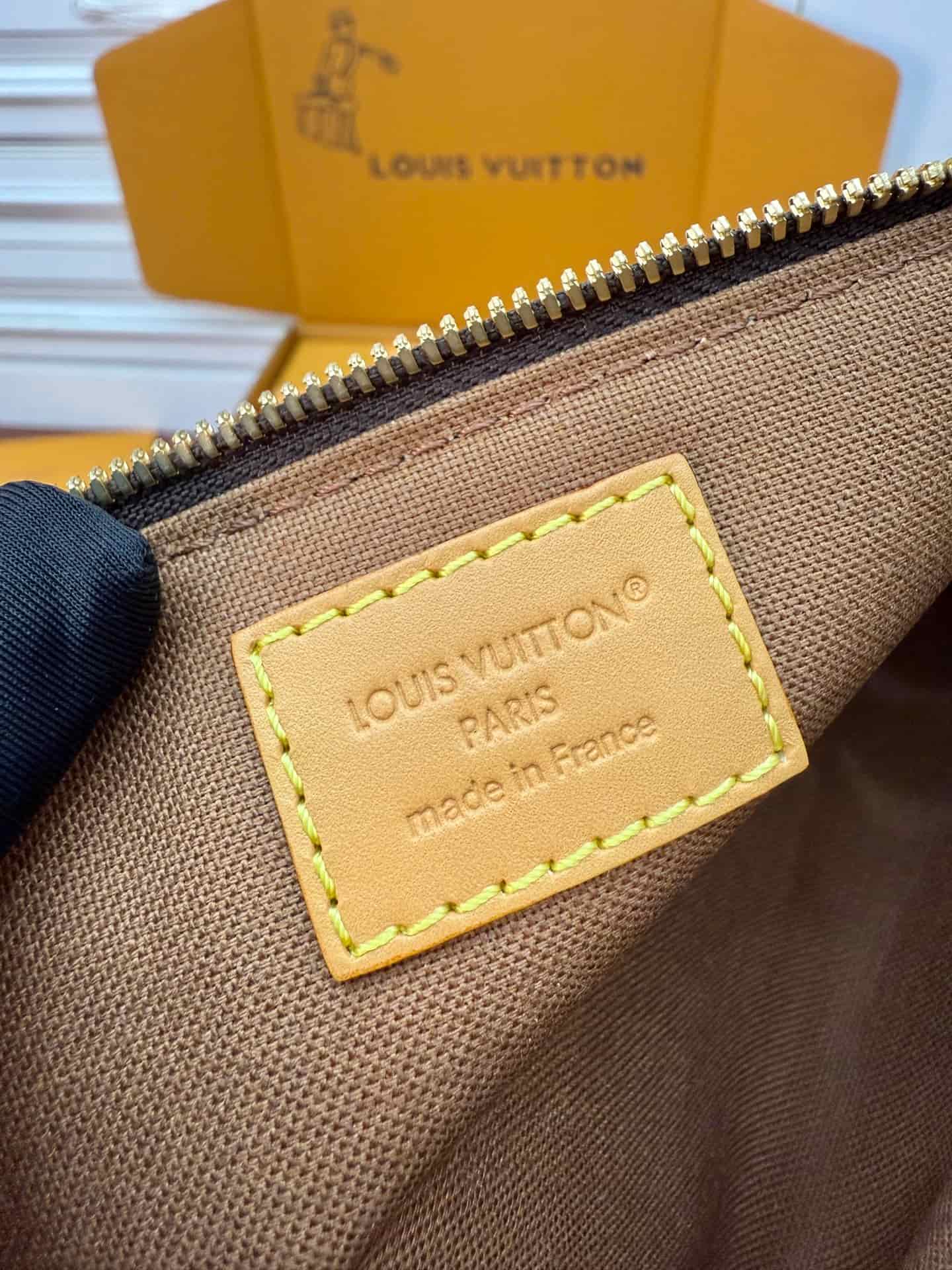 Louis Vuitton Pochette Eva Monogram coated canvas M13567 TOP