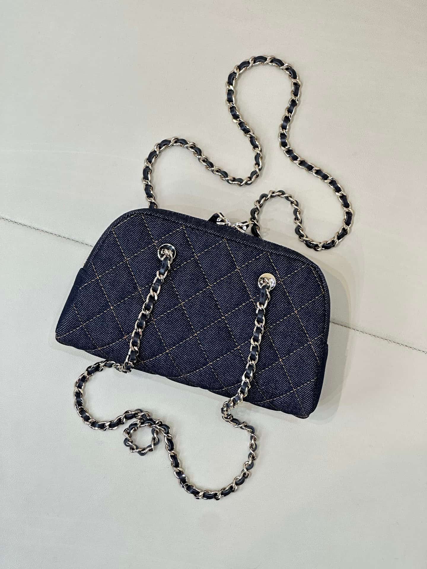 Chanel Clutch with chain Denim & Gold-Tone Metal Dark Blue AP5092 TOP