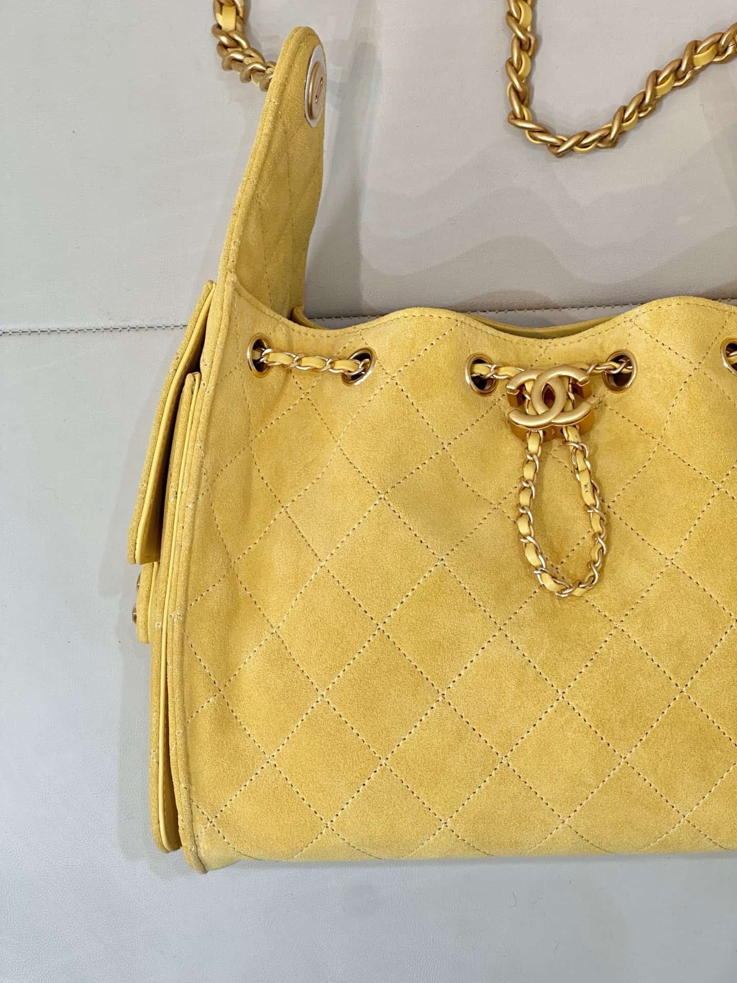 Chanel 25 Small Hobo handbag AS5293 Suede &Gold-tone Metal Yellow TOP