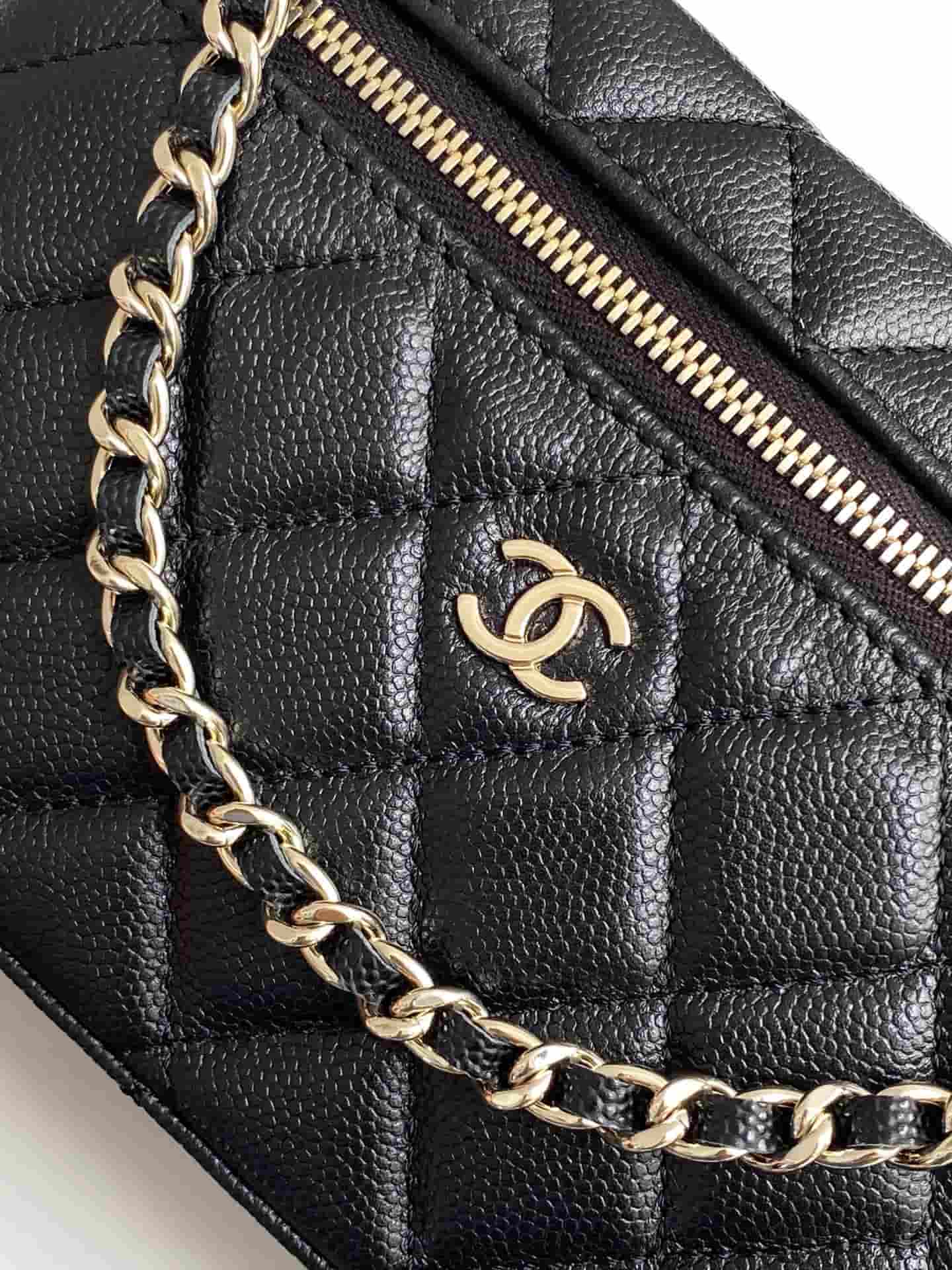 Chanel VANITY WITH CHAIN AP4407 Grained Calfskin & Gold-Tone Metal Black A